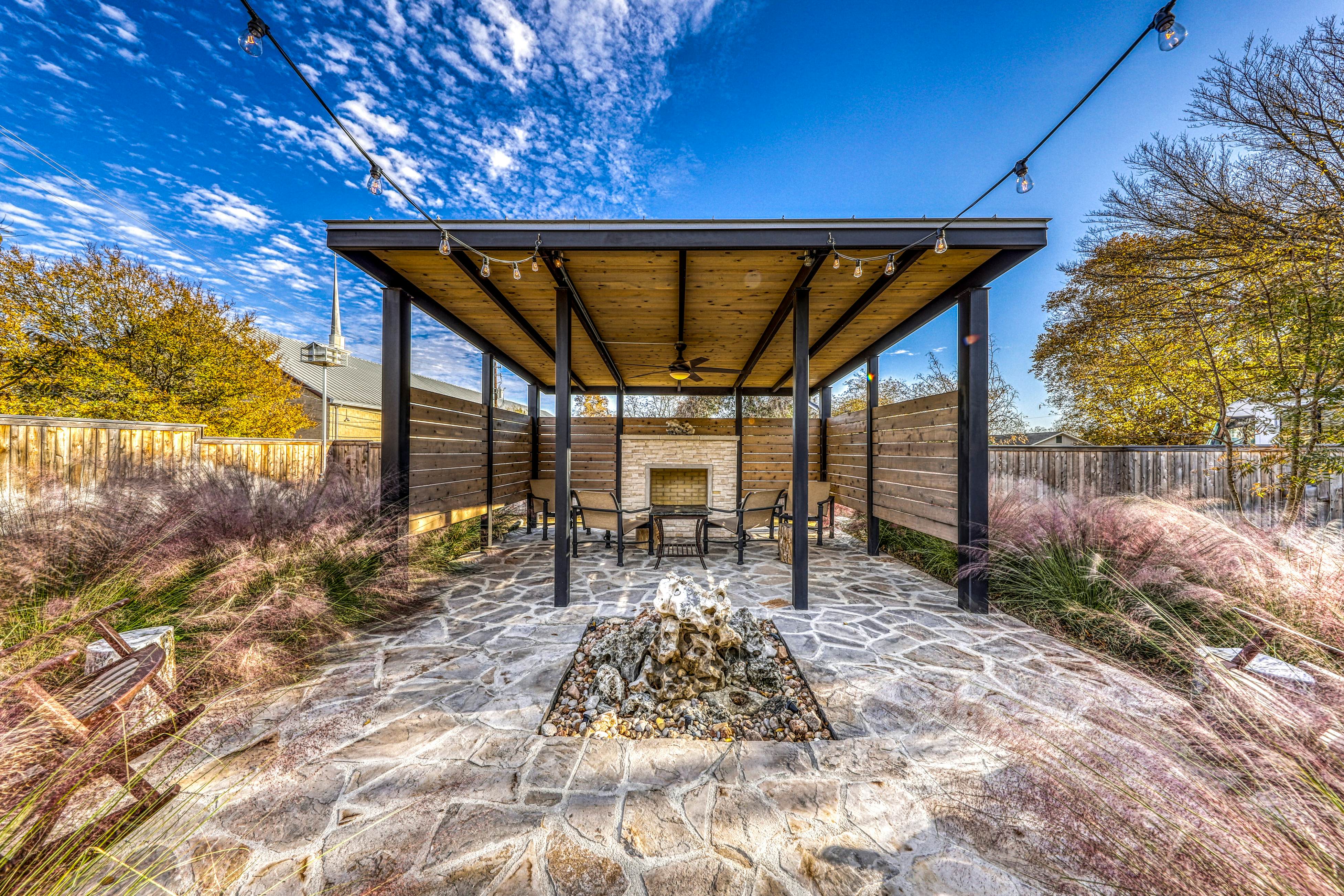 Frieden Haus 2 BD Fredericksburg, TX Vacation Rental Vacasa