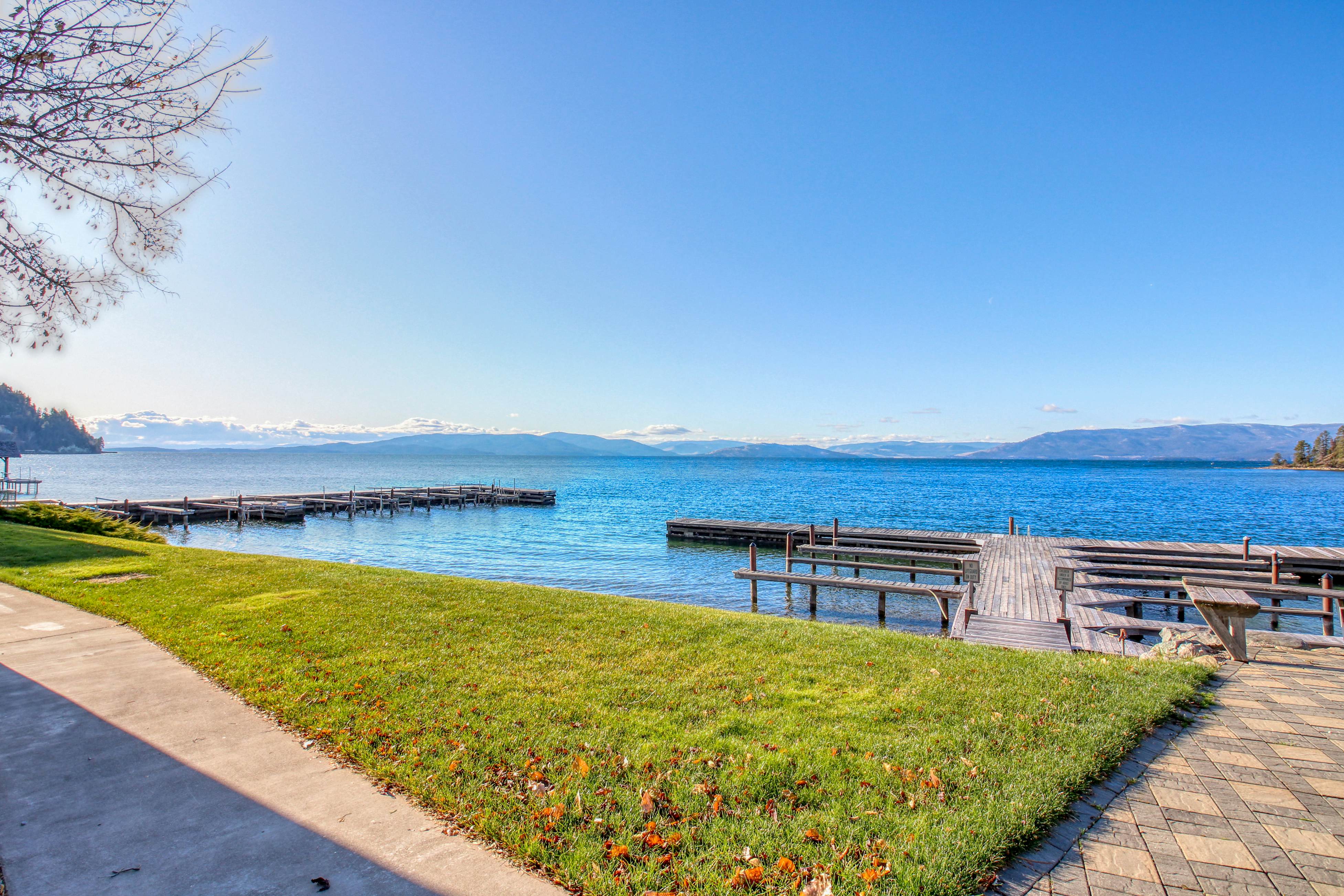 Many Springs Flathead Lake Resort Rentals | Vacasa