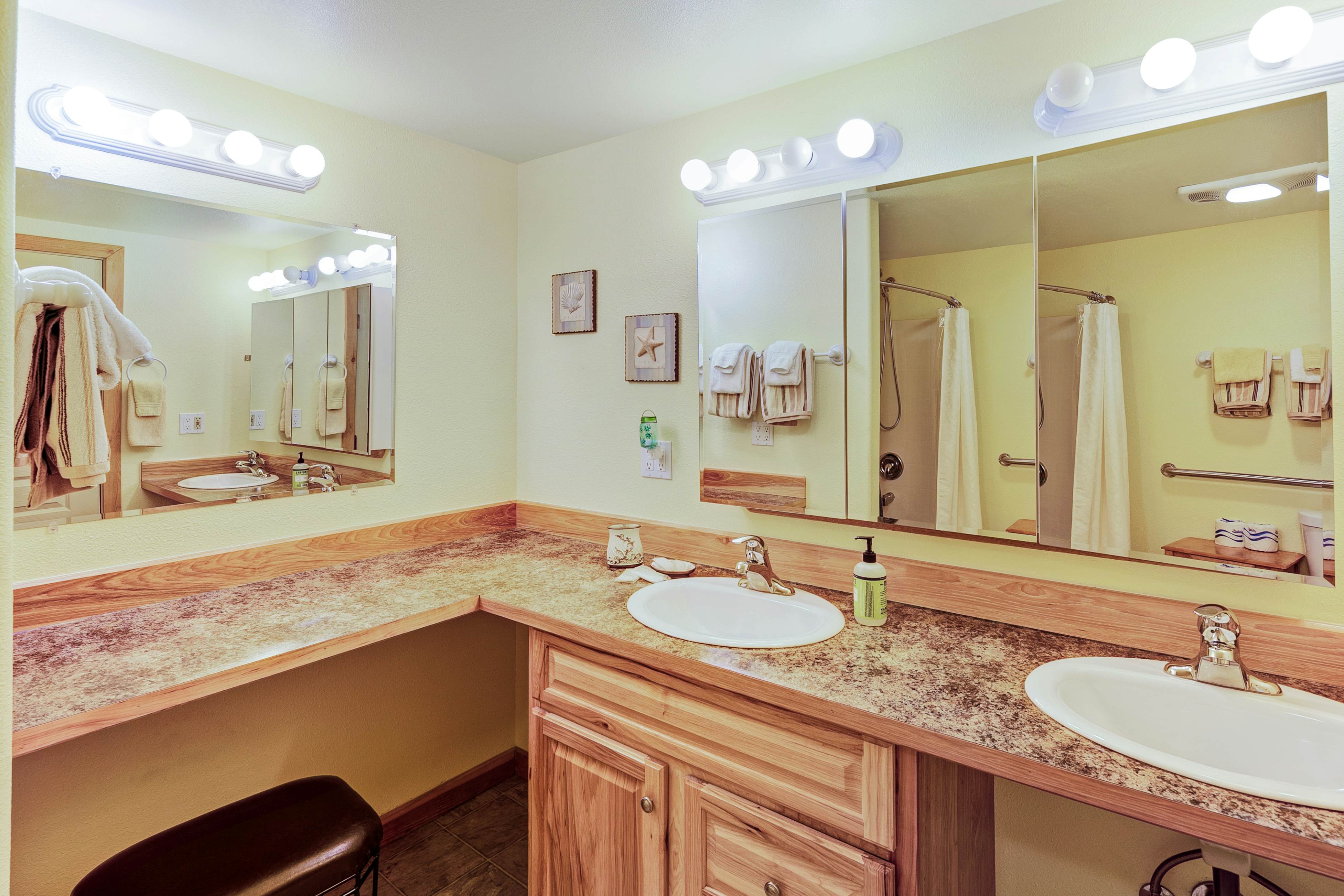 Obstruction Pass Cottage