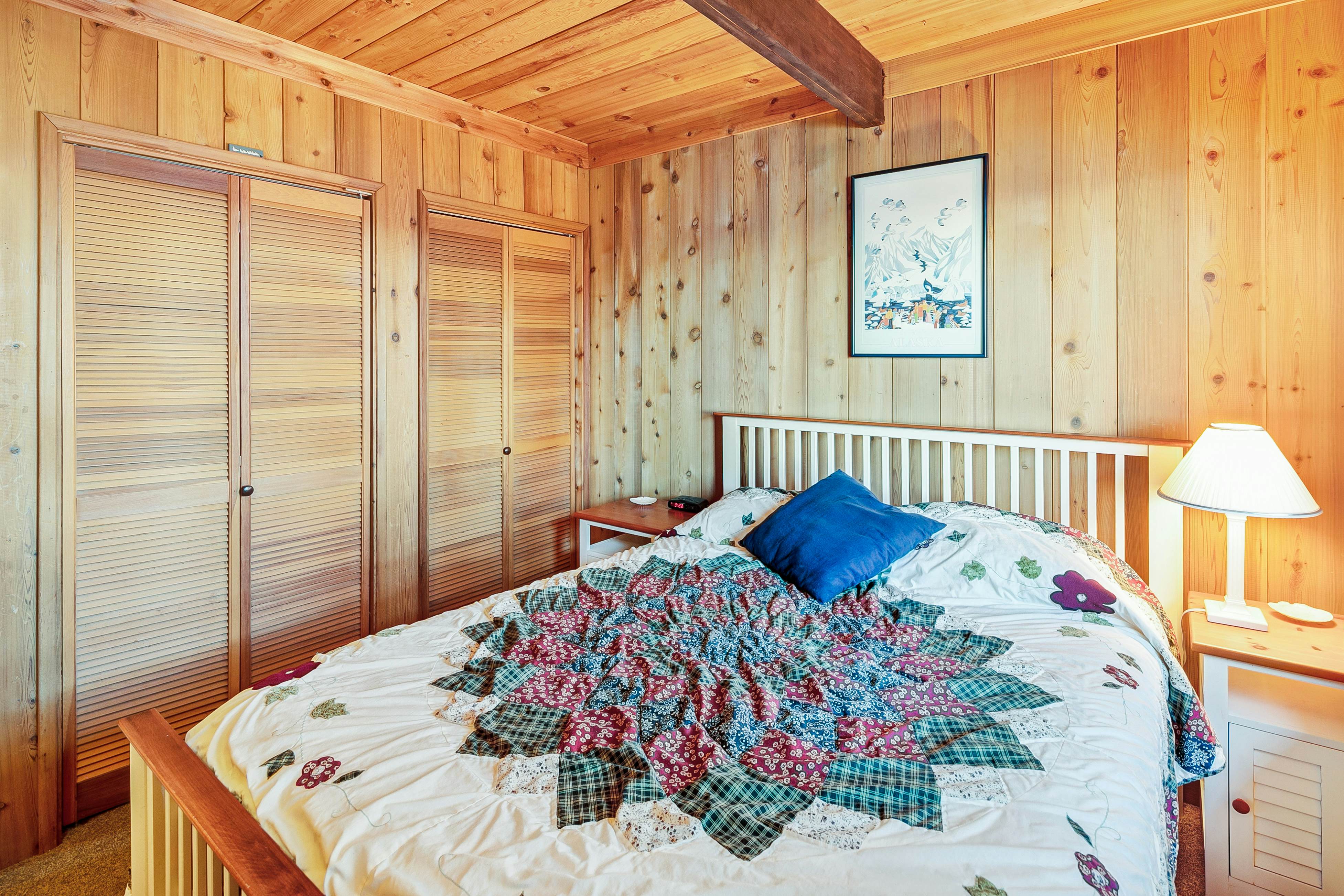 Whale View Waterfront Cottage