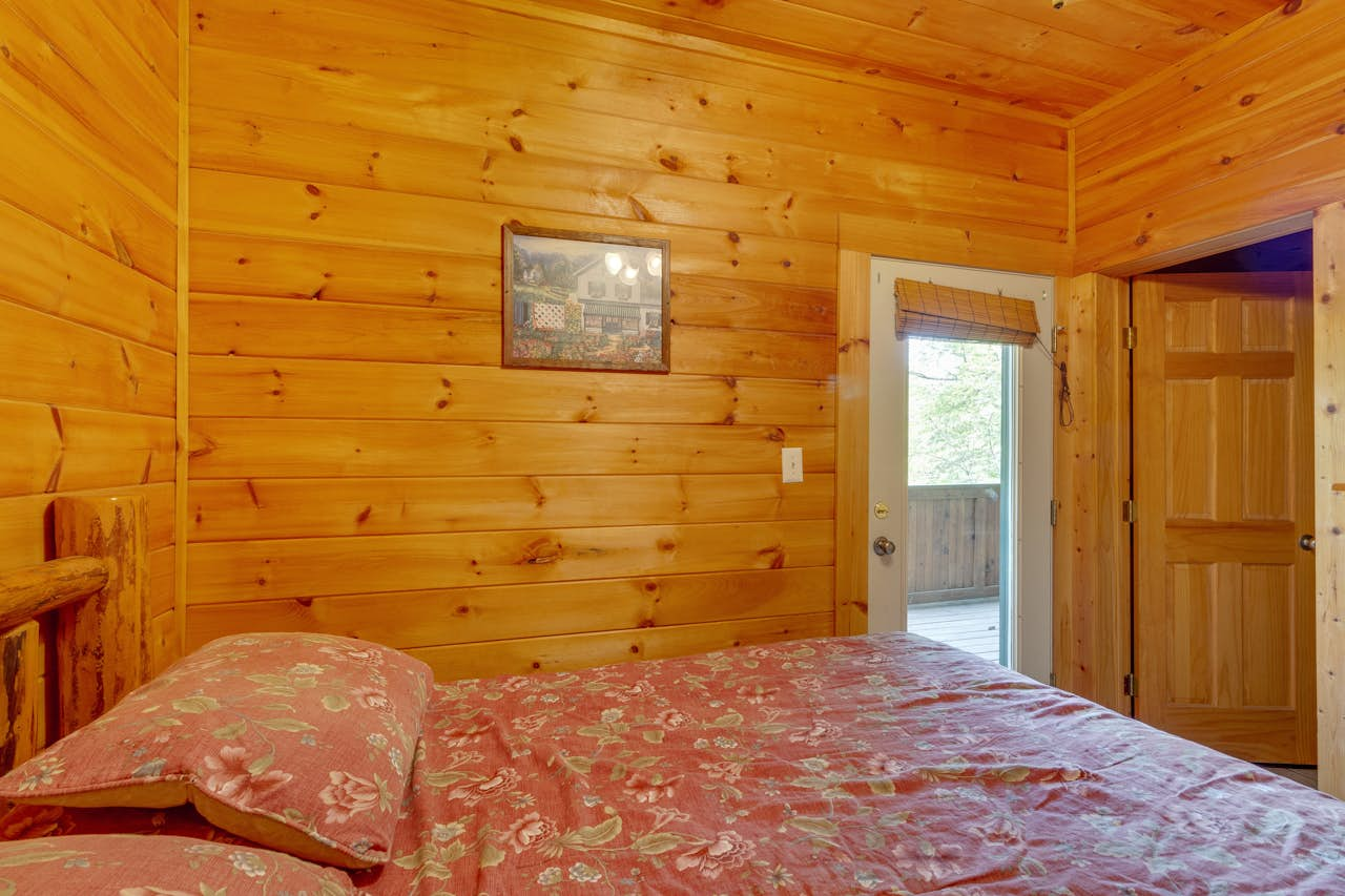 Moose Creek Lodge | 4 BD Vacation Rental in Pigeon Forge ...