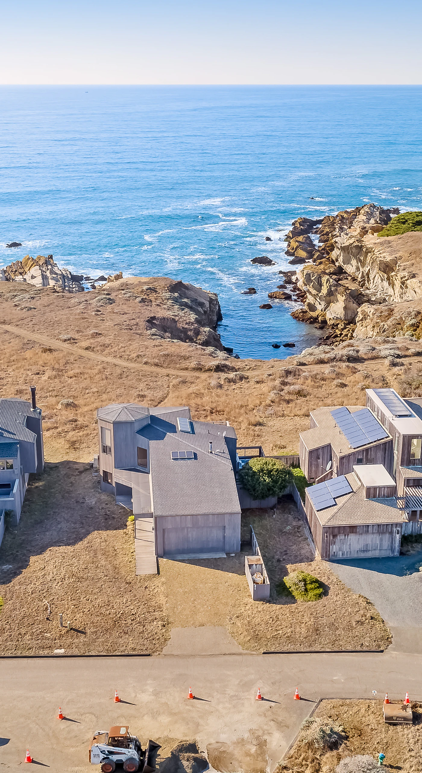 Nestled along the rugged coastline, Del Mar Point offers breathtaking oceanfront views, perfect for your next seaside escape.