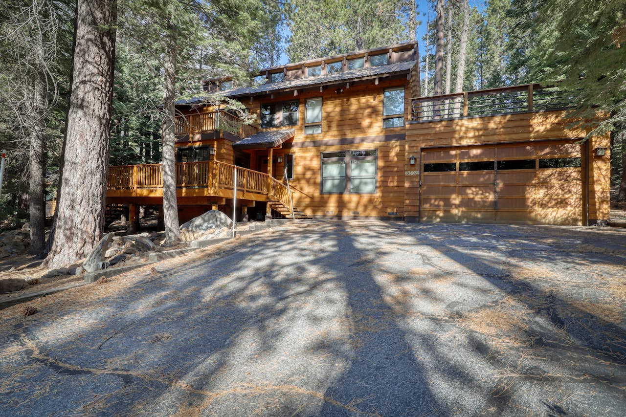 Tahoe Donner Tree House Retreat 3 BD Truckee, CA Vacation Rental Vacasa