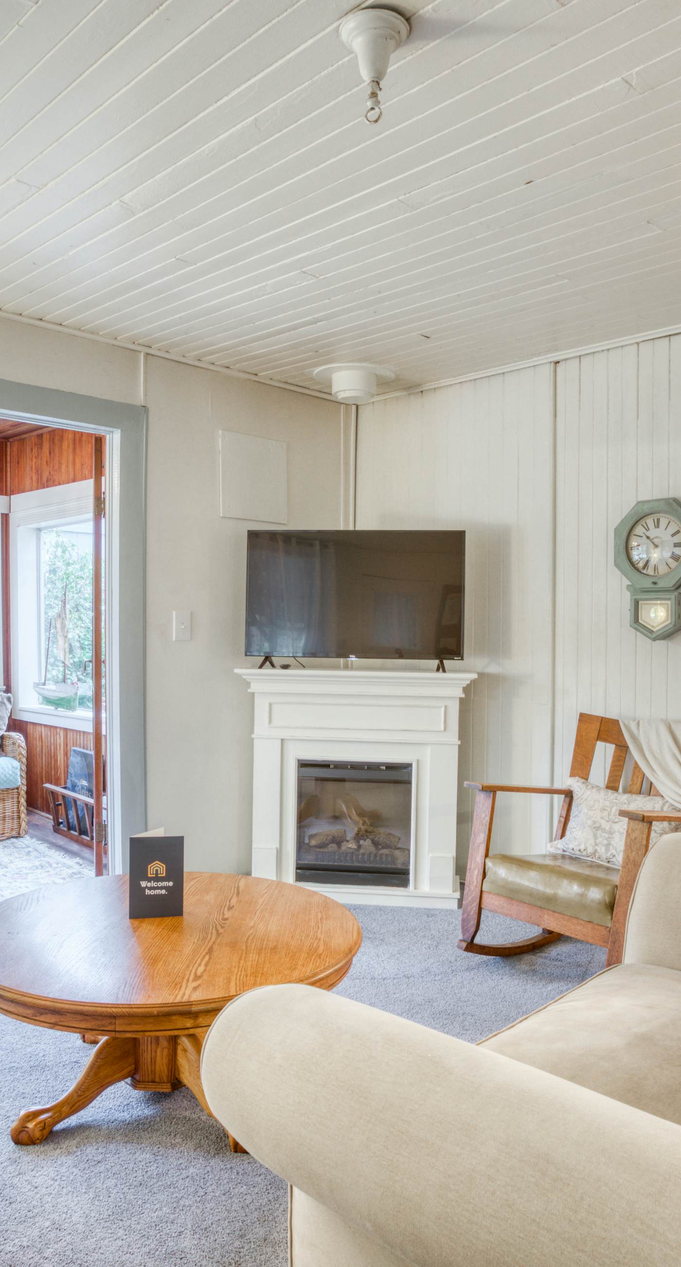 Seaside Classic Cozy Bungalow