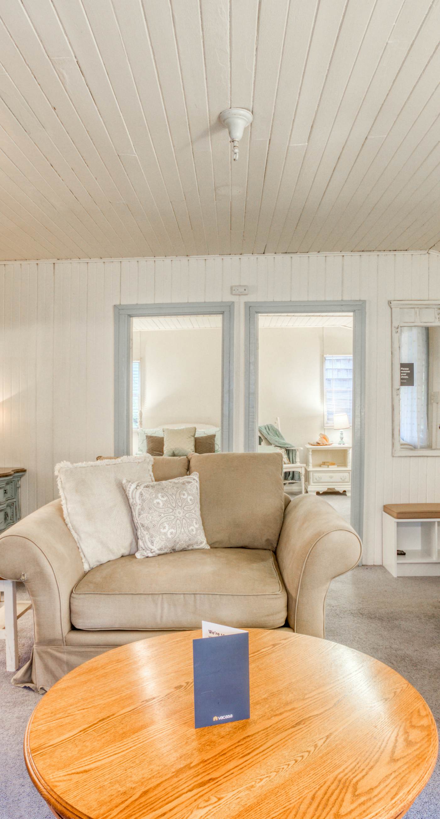 Seaside Classic Cozy Bungalow