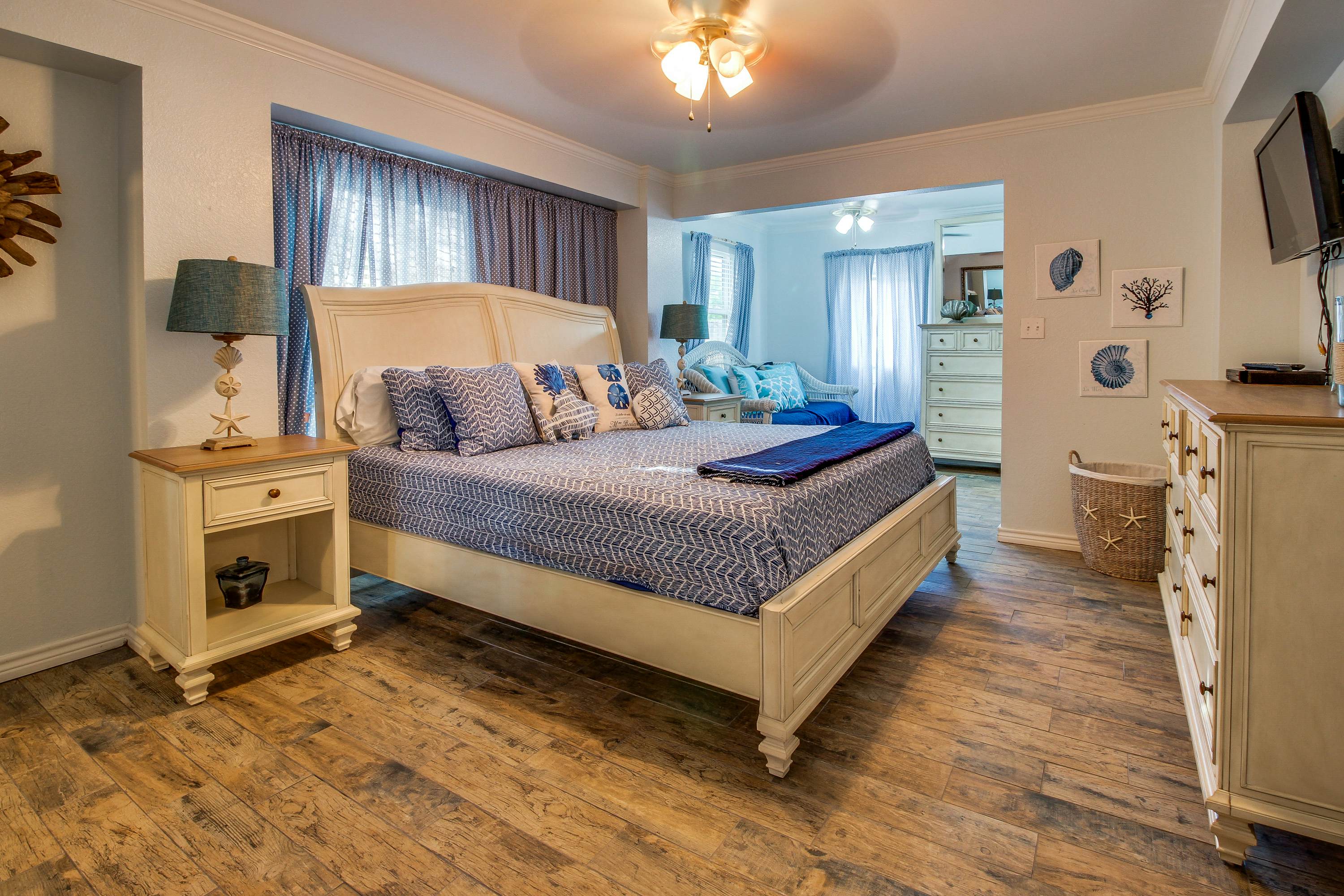 Mezquite House Downstairs