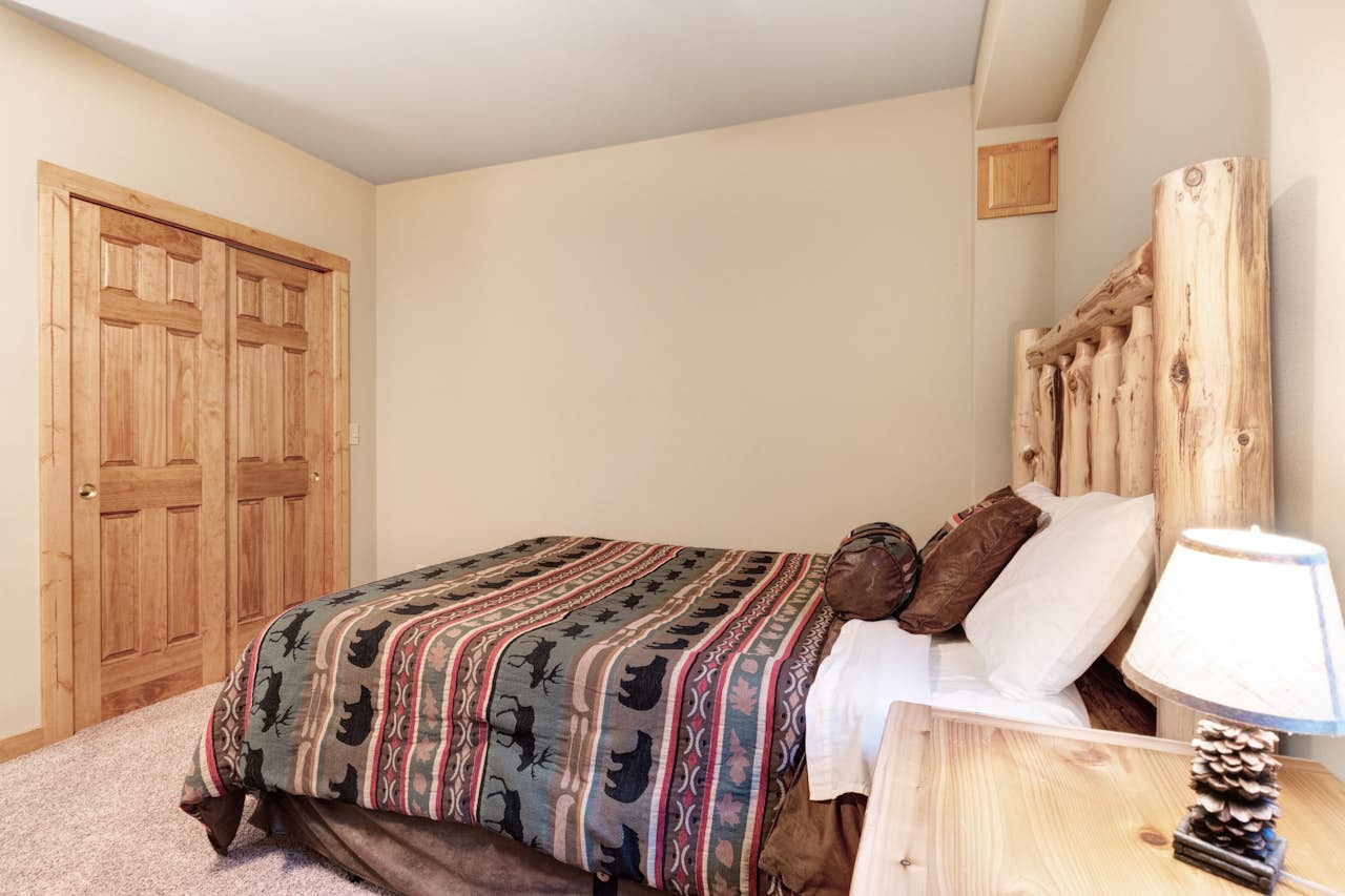 Cranberry Lake Chalet 5 BD Vacation Rental in Eagle River, WI Vacasa