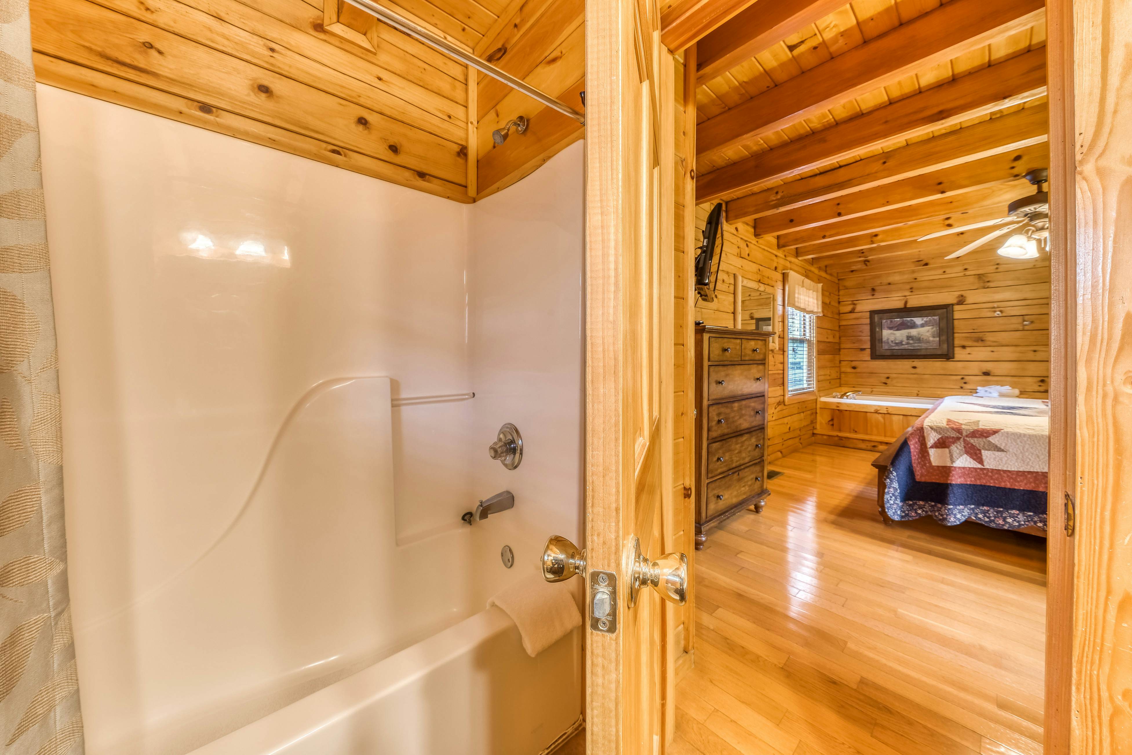 Sherwood Forest Resort - Affair of the Heart