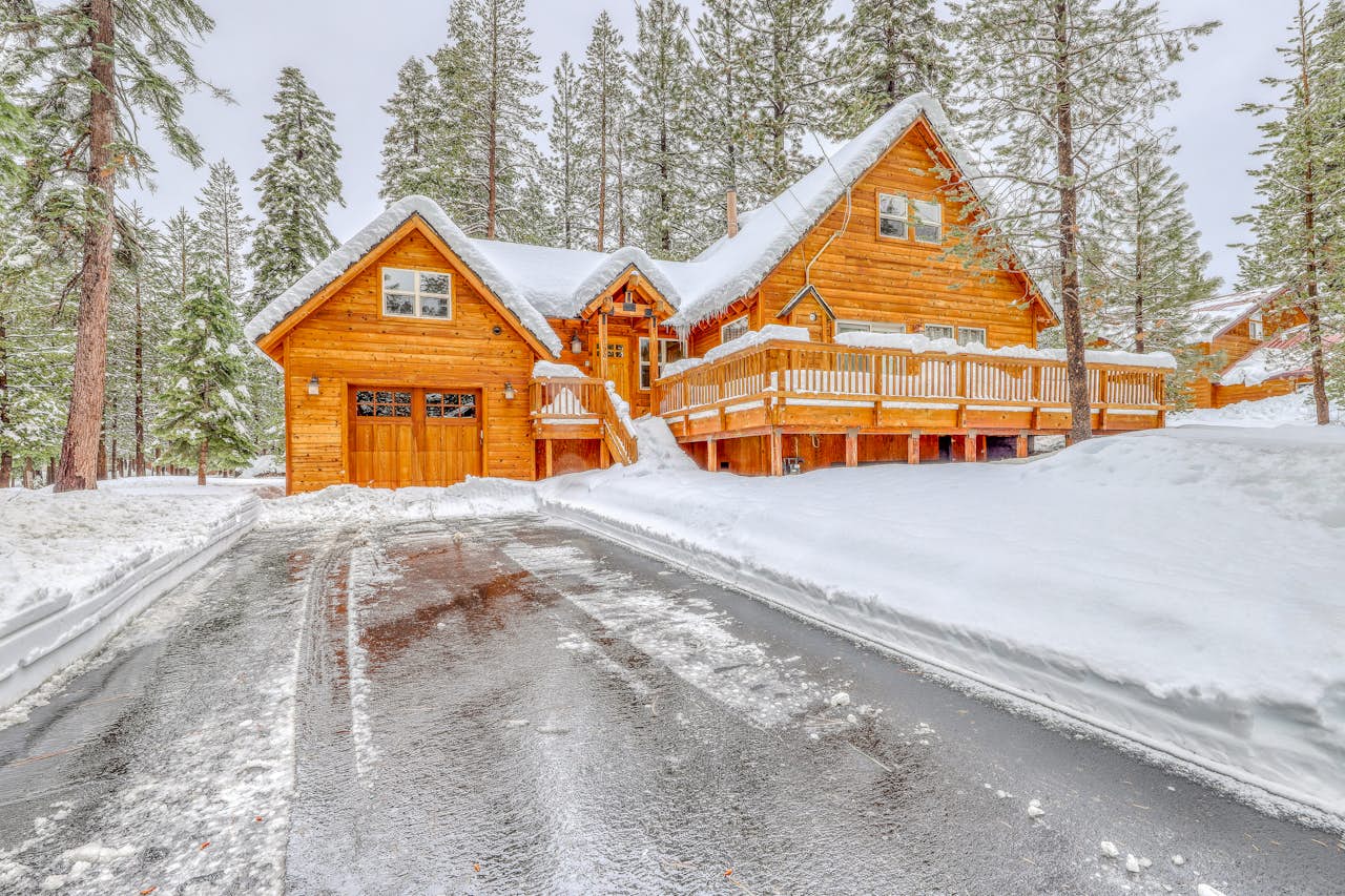 Snowpeak Chalet in Tahoe Donner 3 BD Truckee, CA Vacation Rental Vacasa