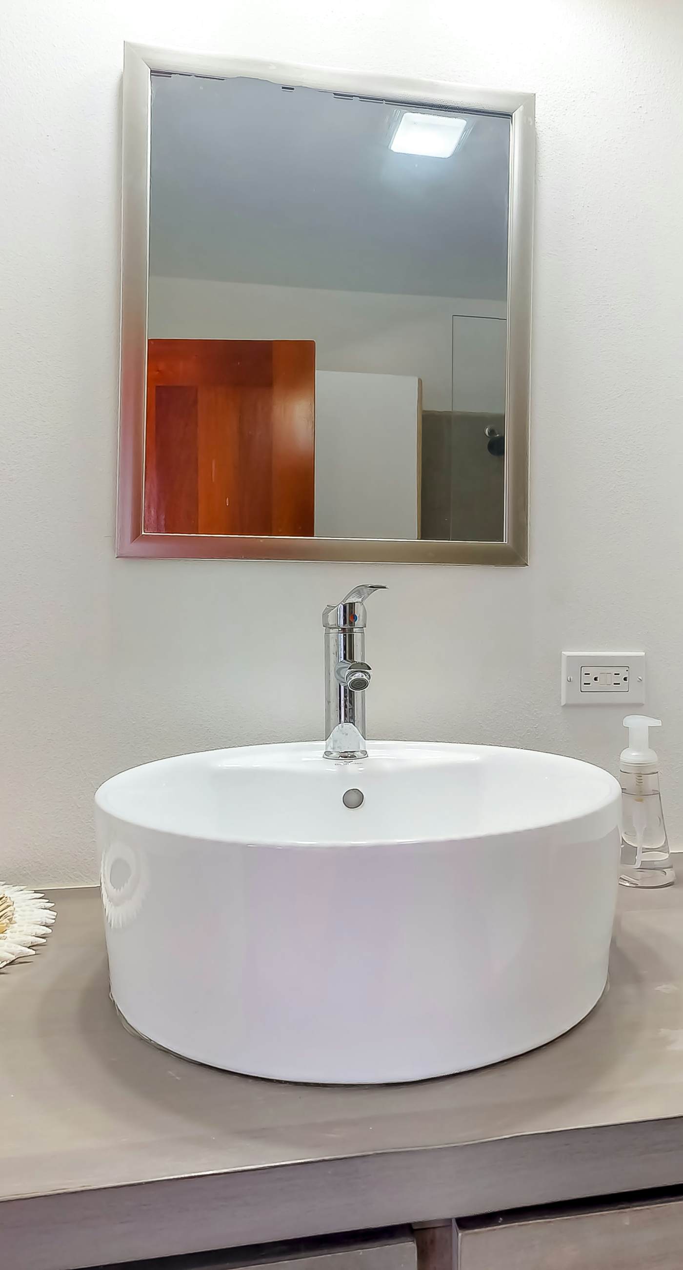 Jackson's Paradiso -Gold Standard Certified