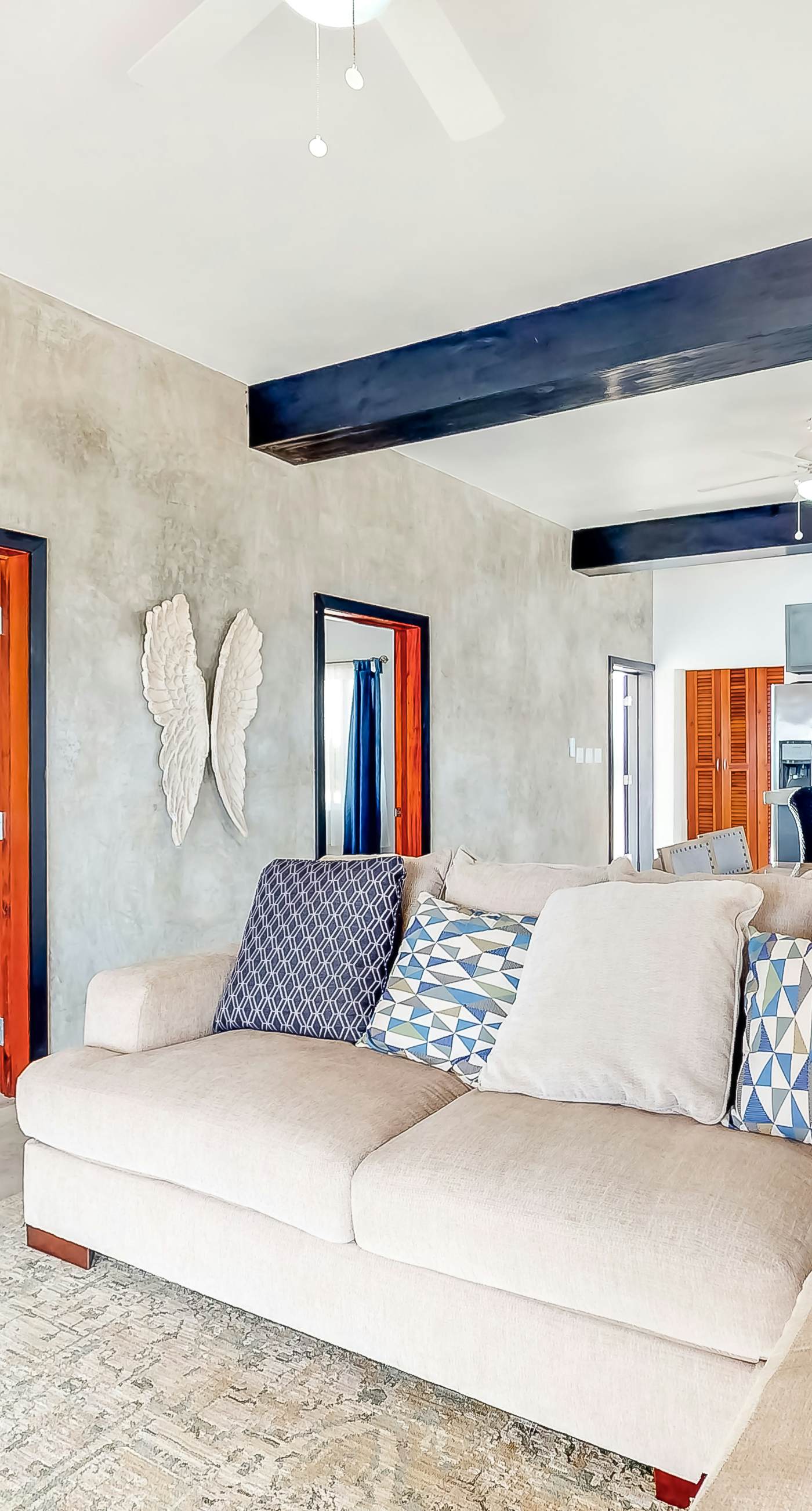 Jackson's Paradiso -Gold Standard Certified