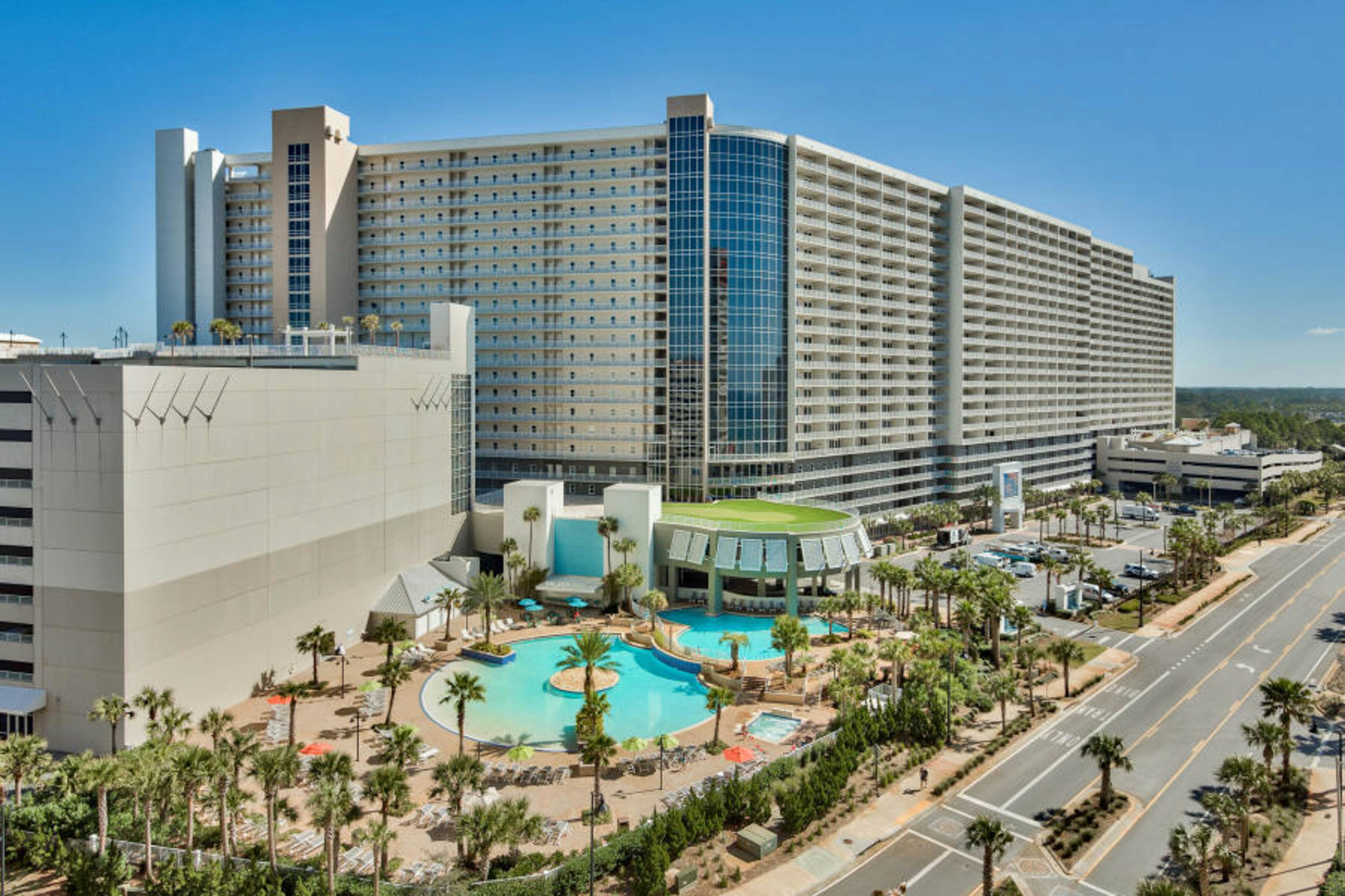 Chasing Waves at Laketown Wharf 1820