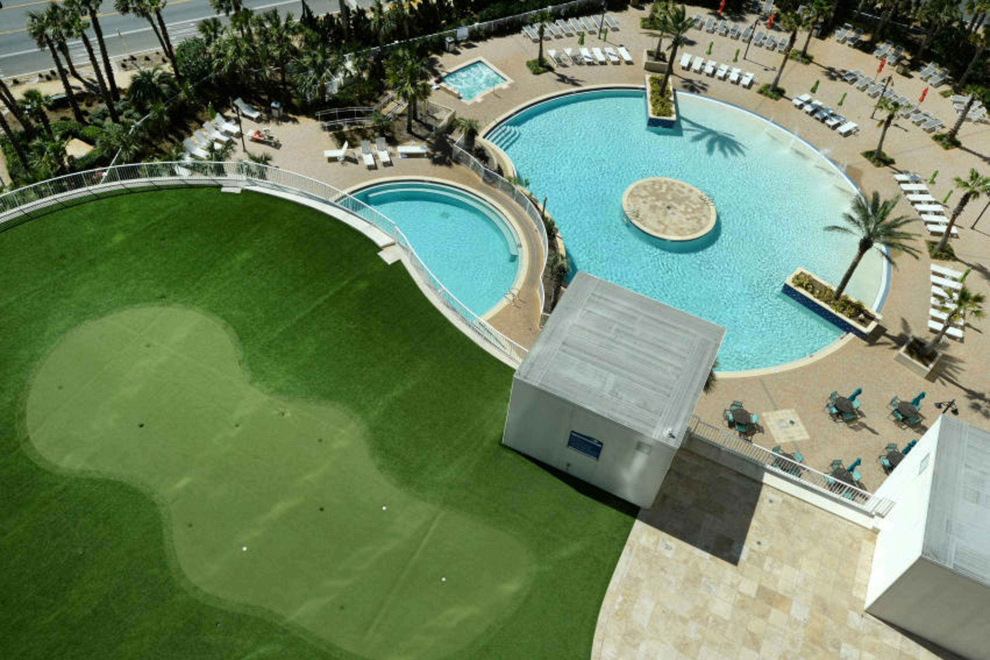 Chasing Waves at Laketown Wharf 1820