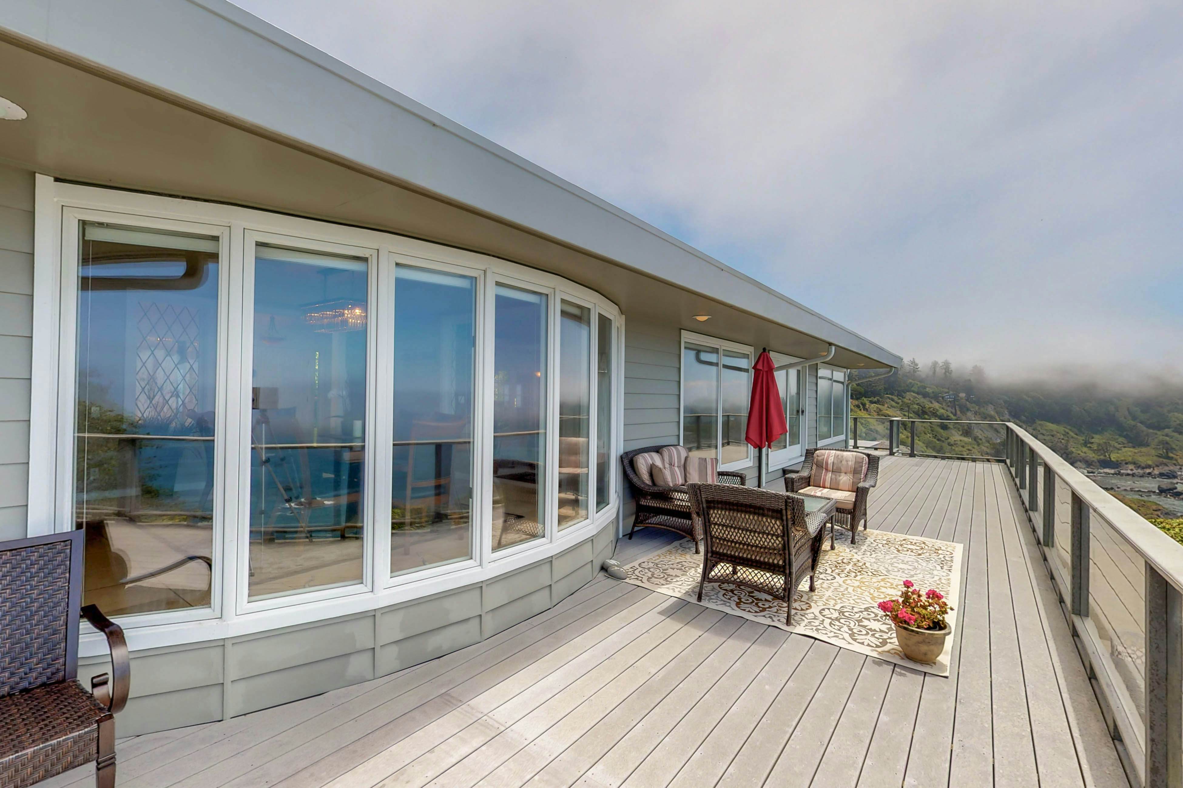 Whalerock Luxury Home