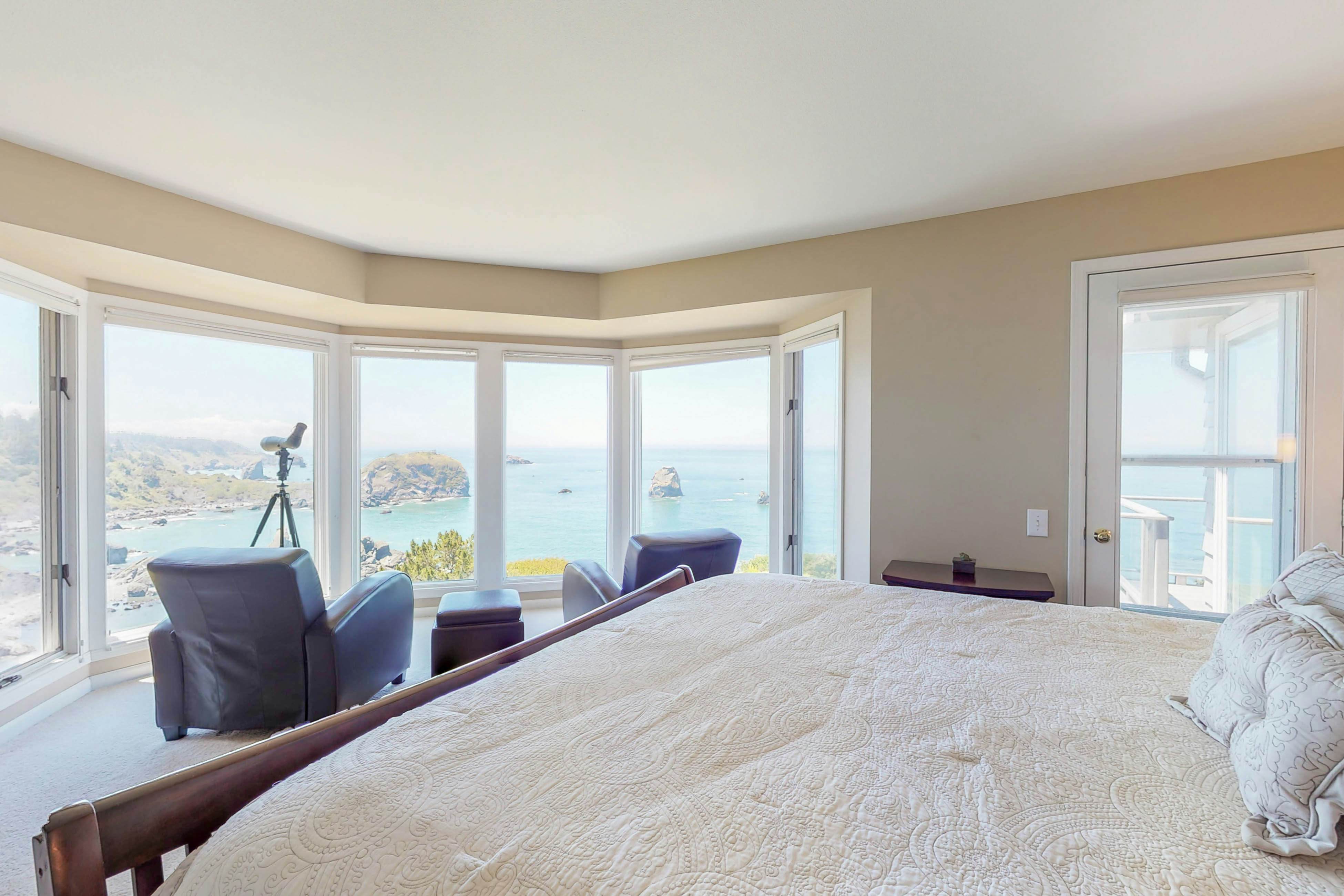 Whalerock Luxury Home