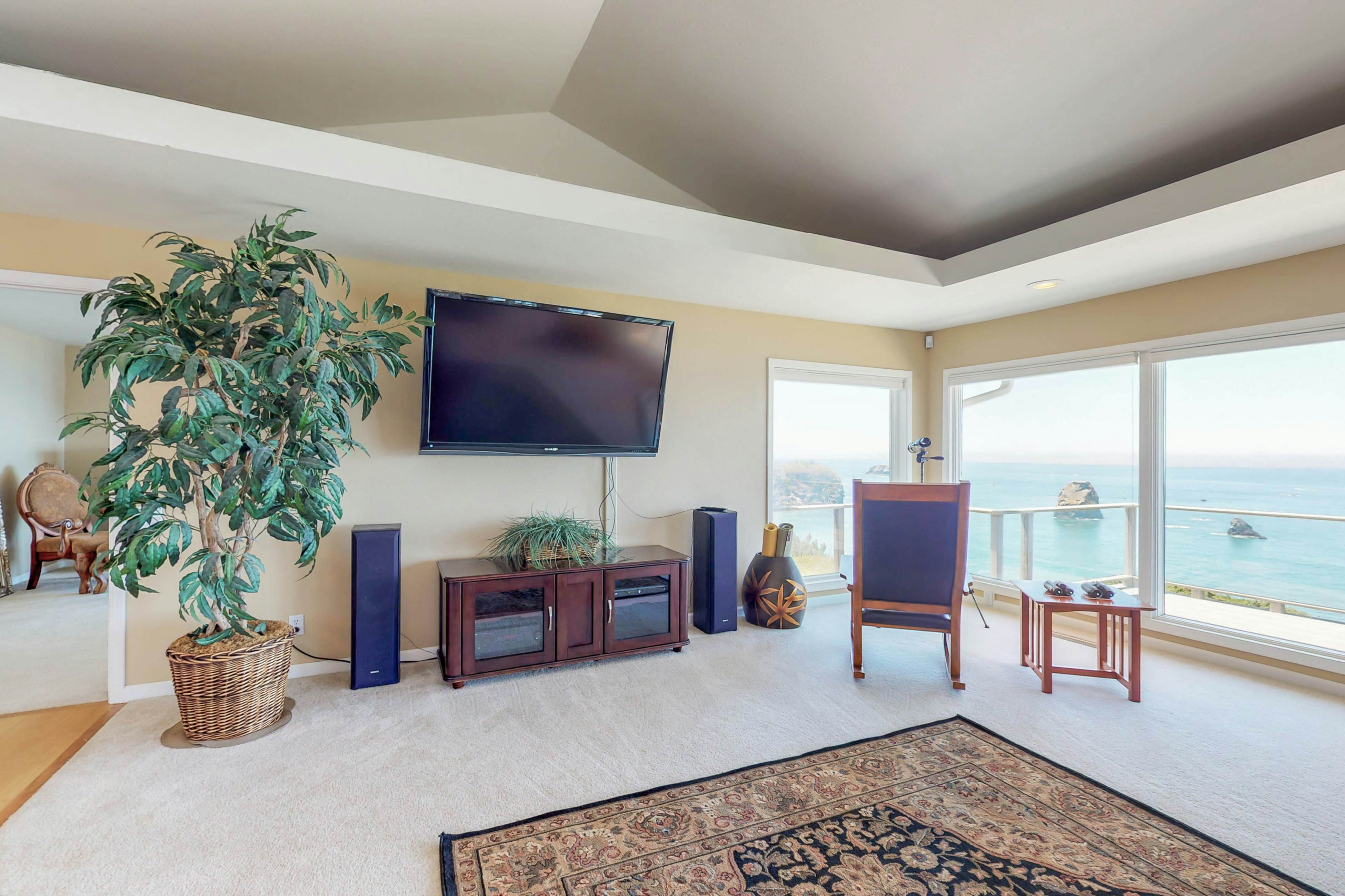 Whalerock Luxury Home