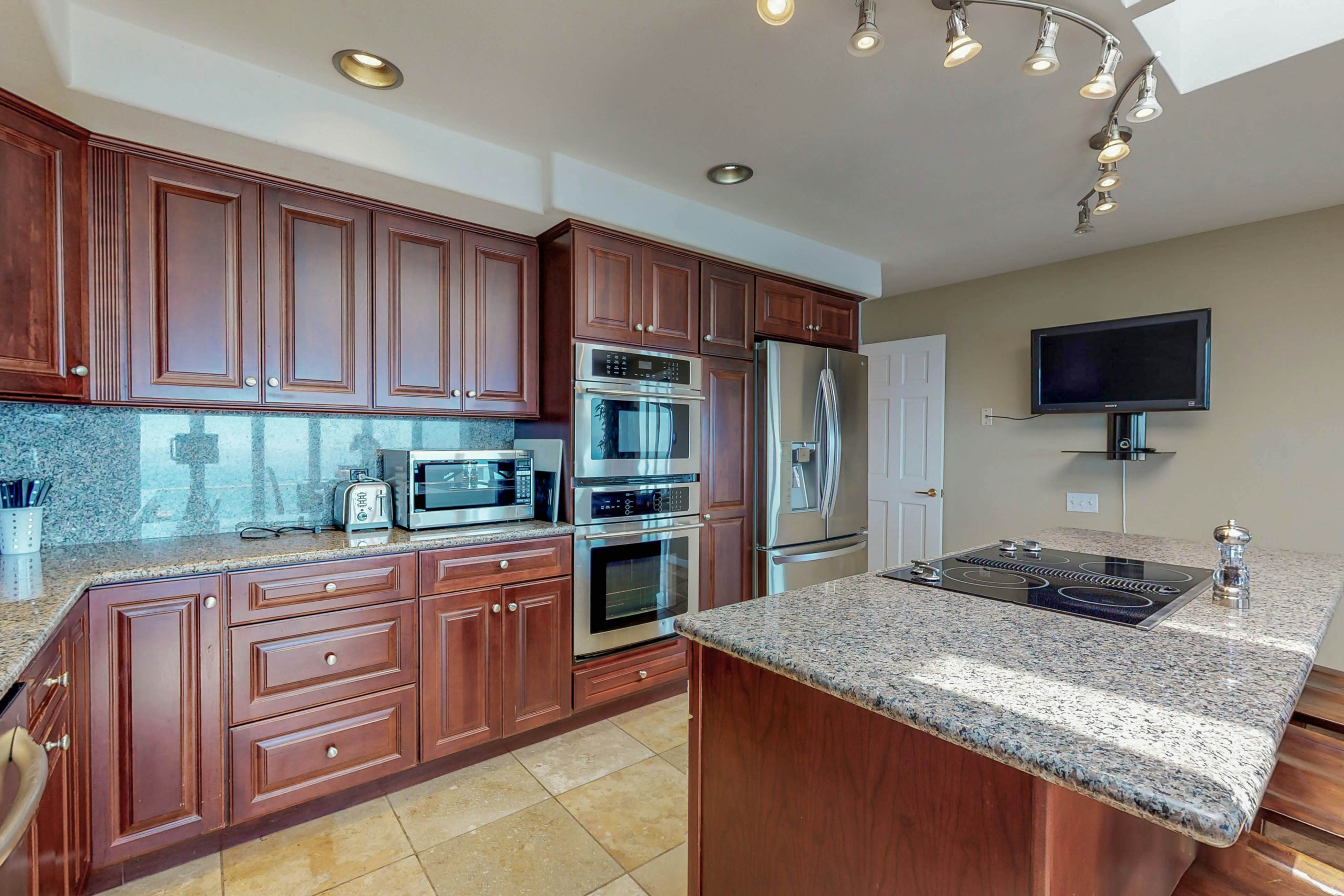 Whalerock Luxury Home