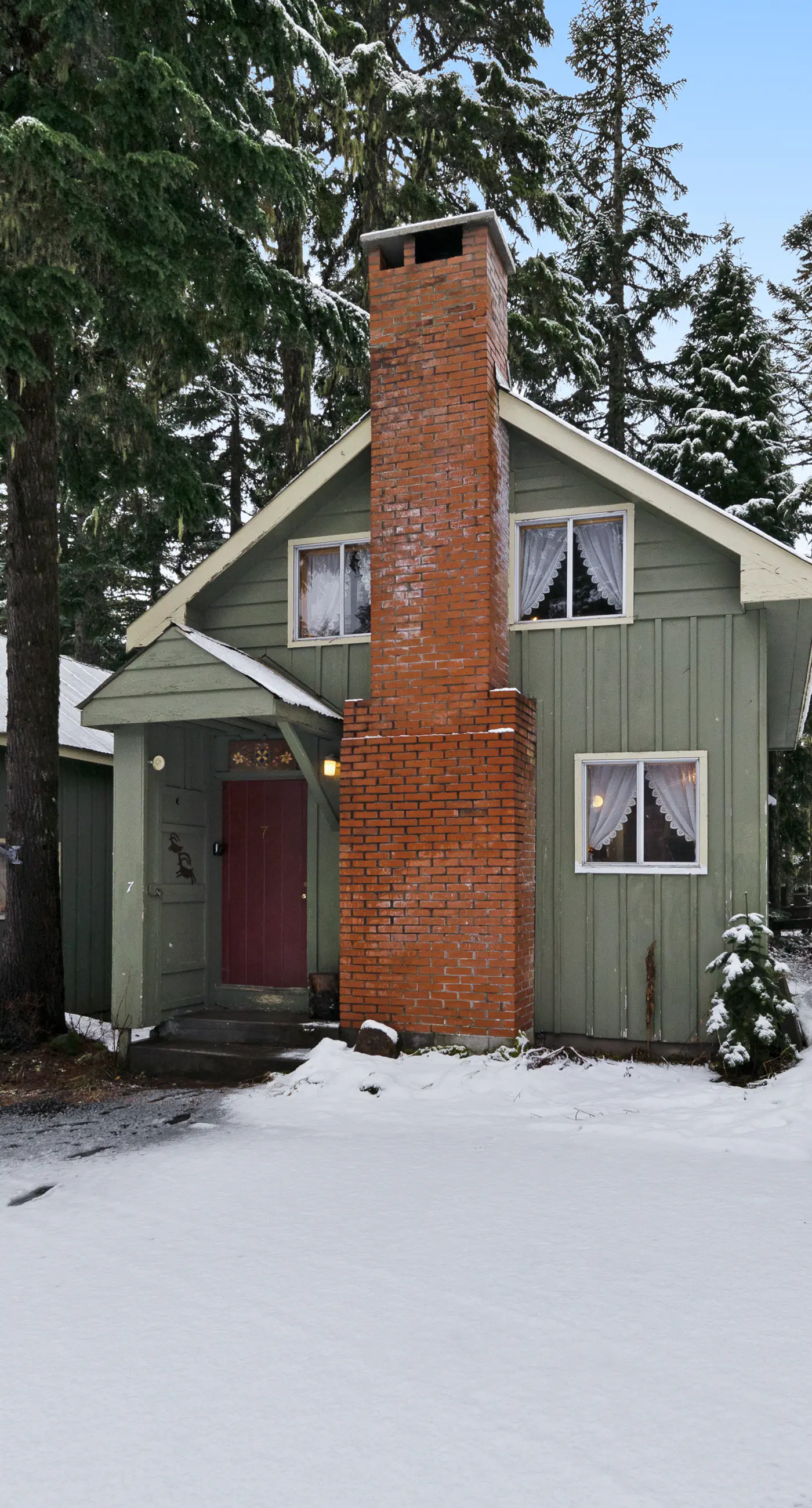 Government Camp Rentals, Vacation Rentals, Cabins Vacasa