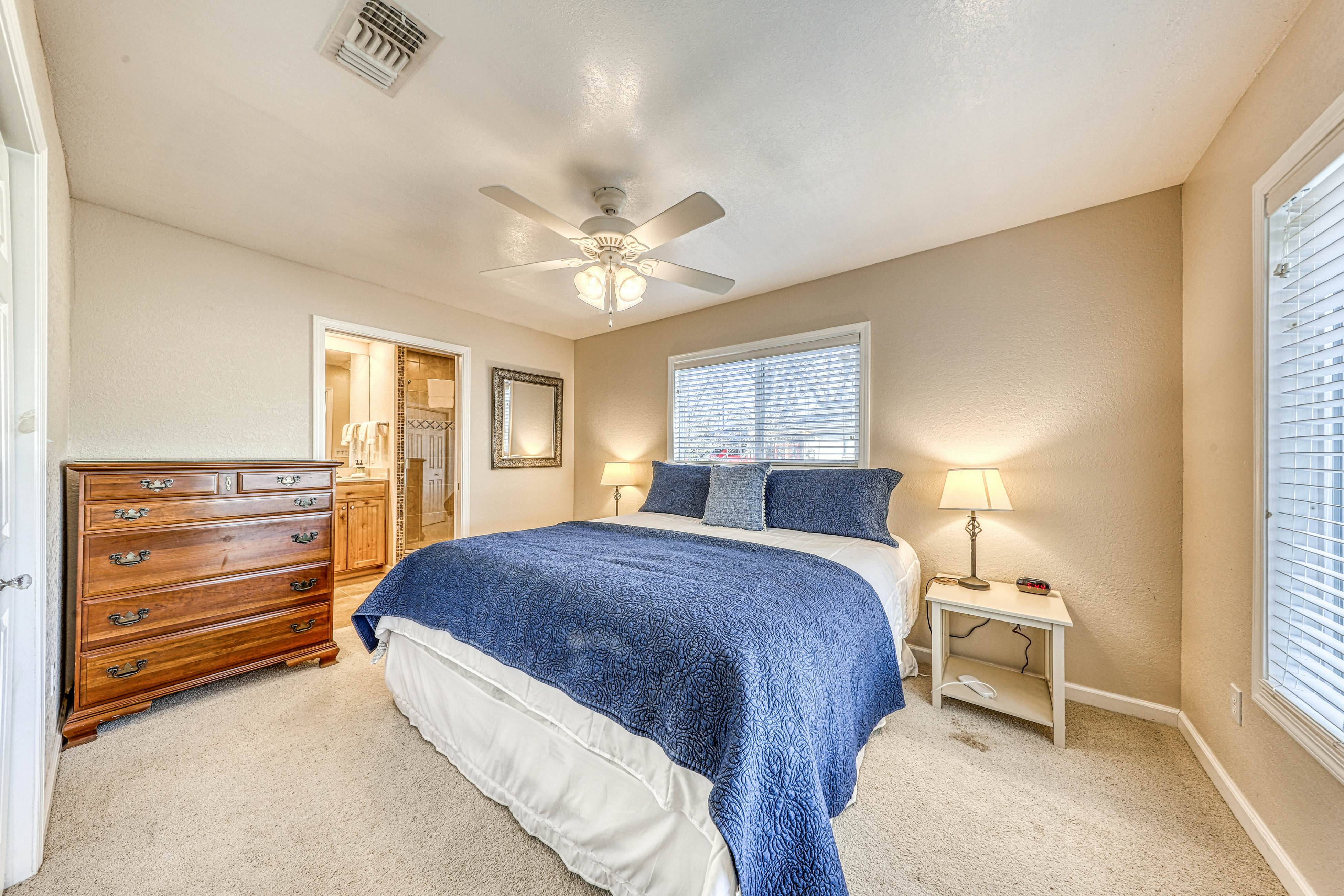 Lake Escape 2 BD Kingsland, TX Vacation Rental Vacasa