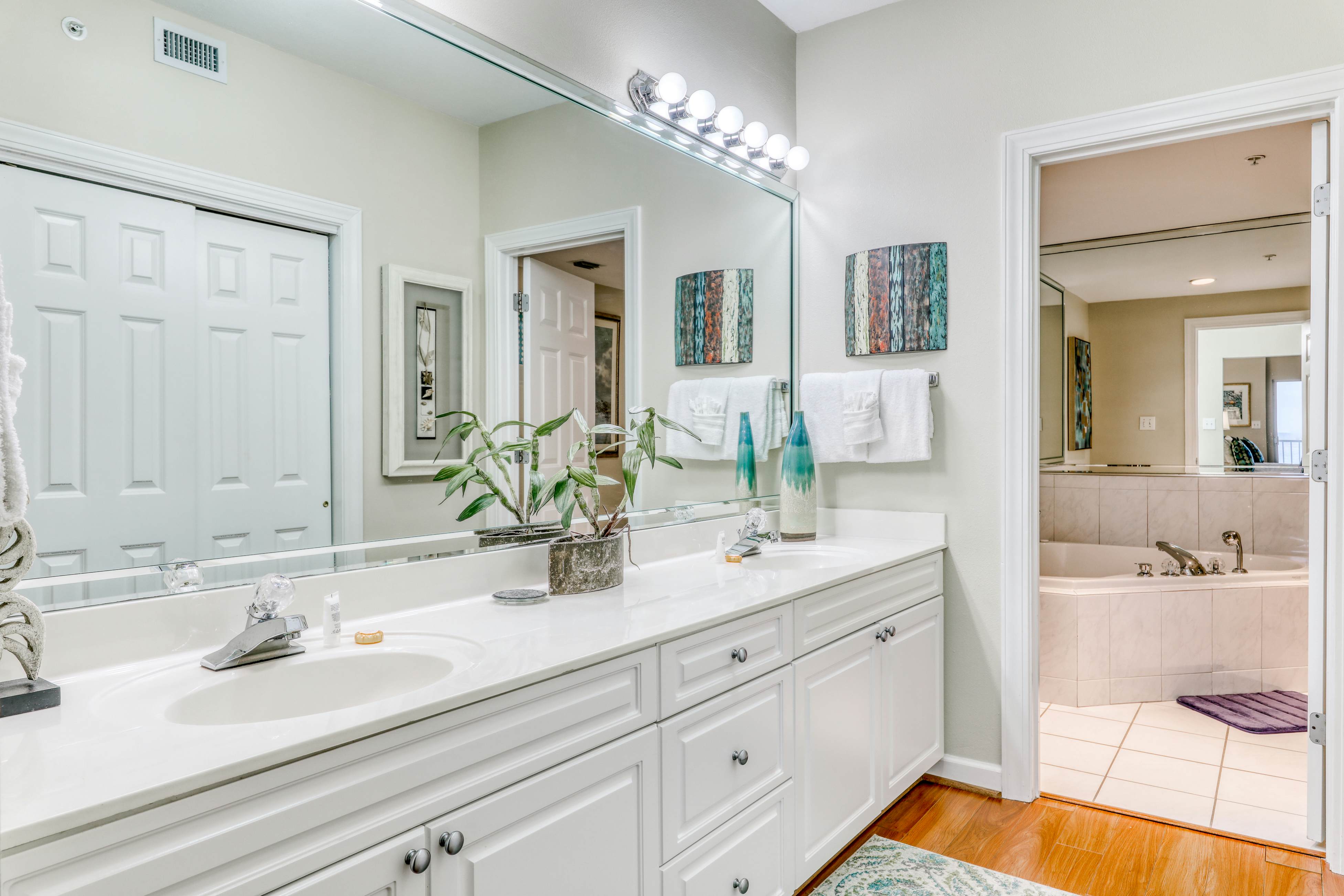 Admirals Quarters 203 2 BD Orange Beach, AL Vacation Rental Vacasa