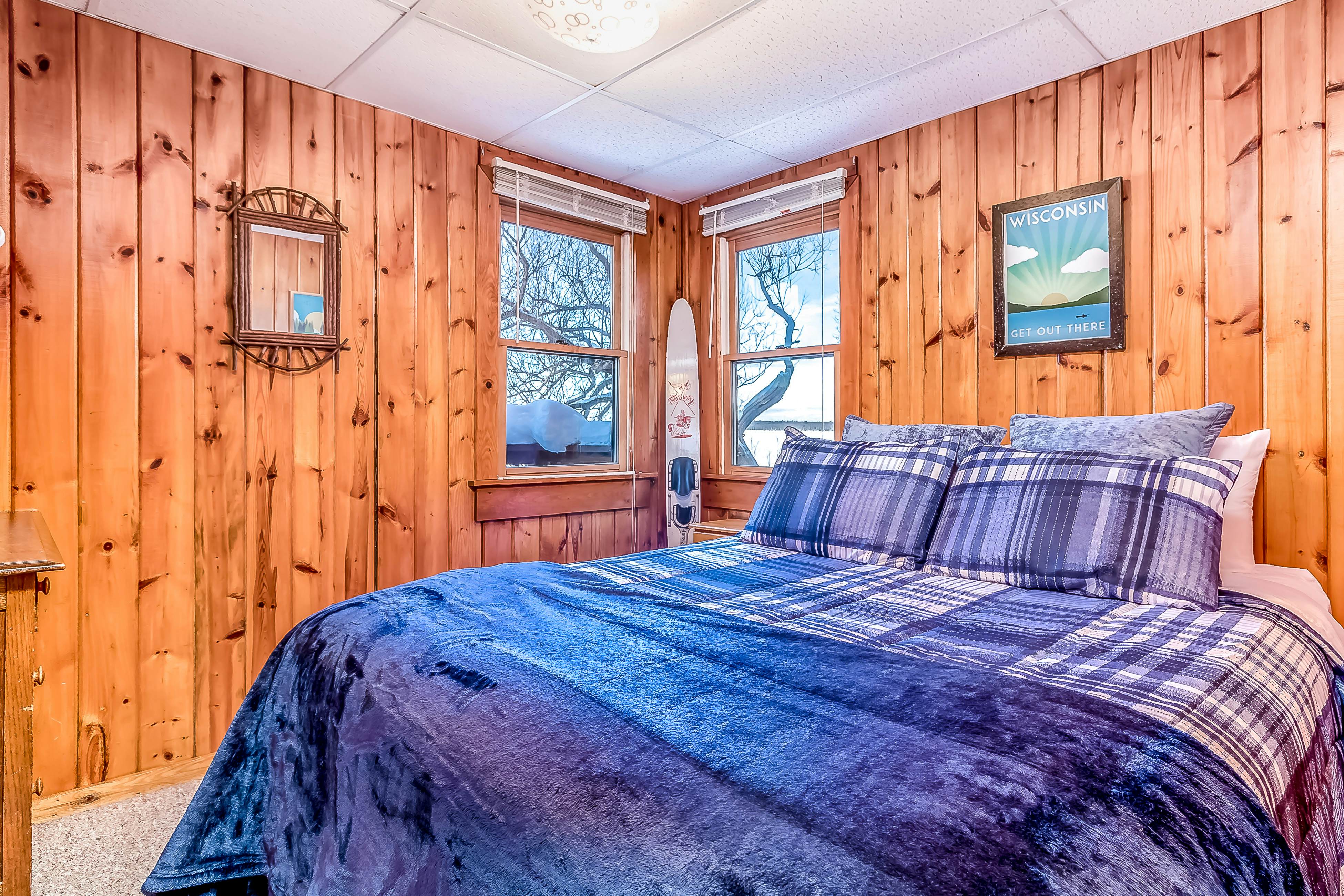 Lakelife Getaway 2 BD Arbor Vitae, WI Vacation Rental Vacasa