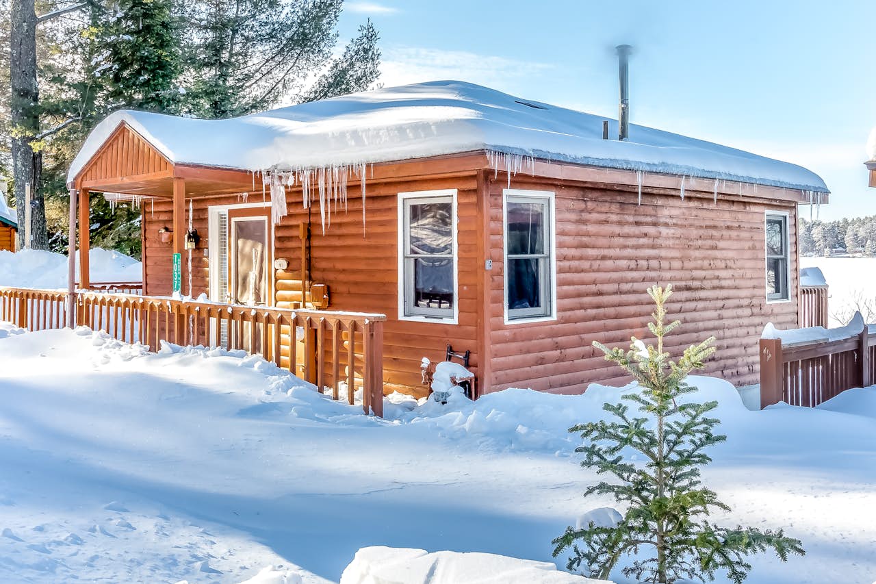 Lakelife Getaway 2 BD Vacation Rental in Arbor Vitae, WI Vacasa