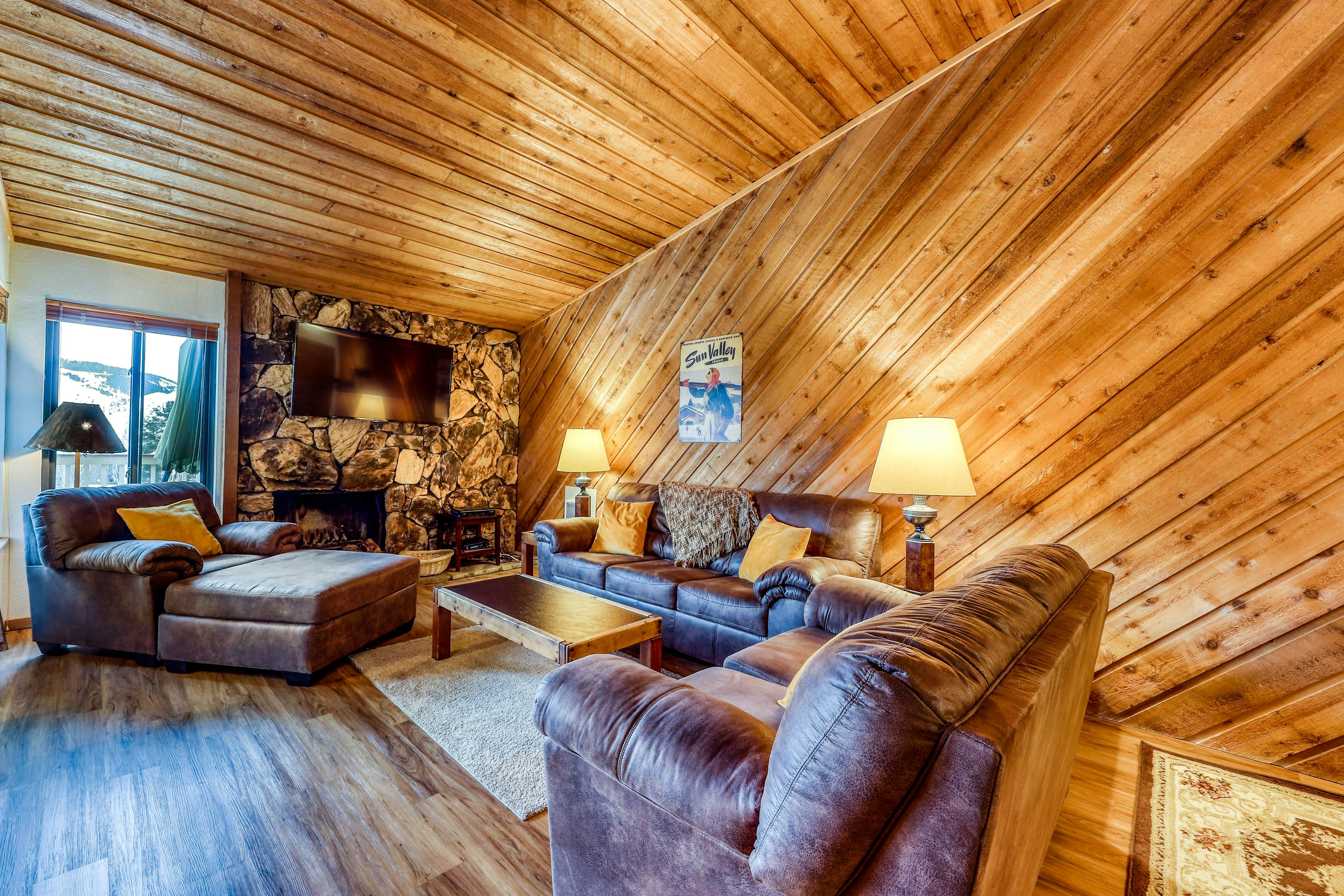 Sun Valley Vacation Rentals, Condo Rentals, Lodging Vacasa