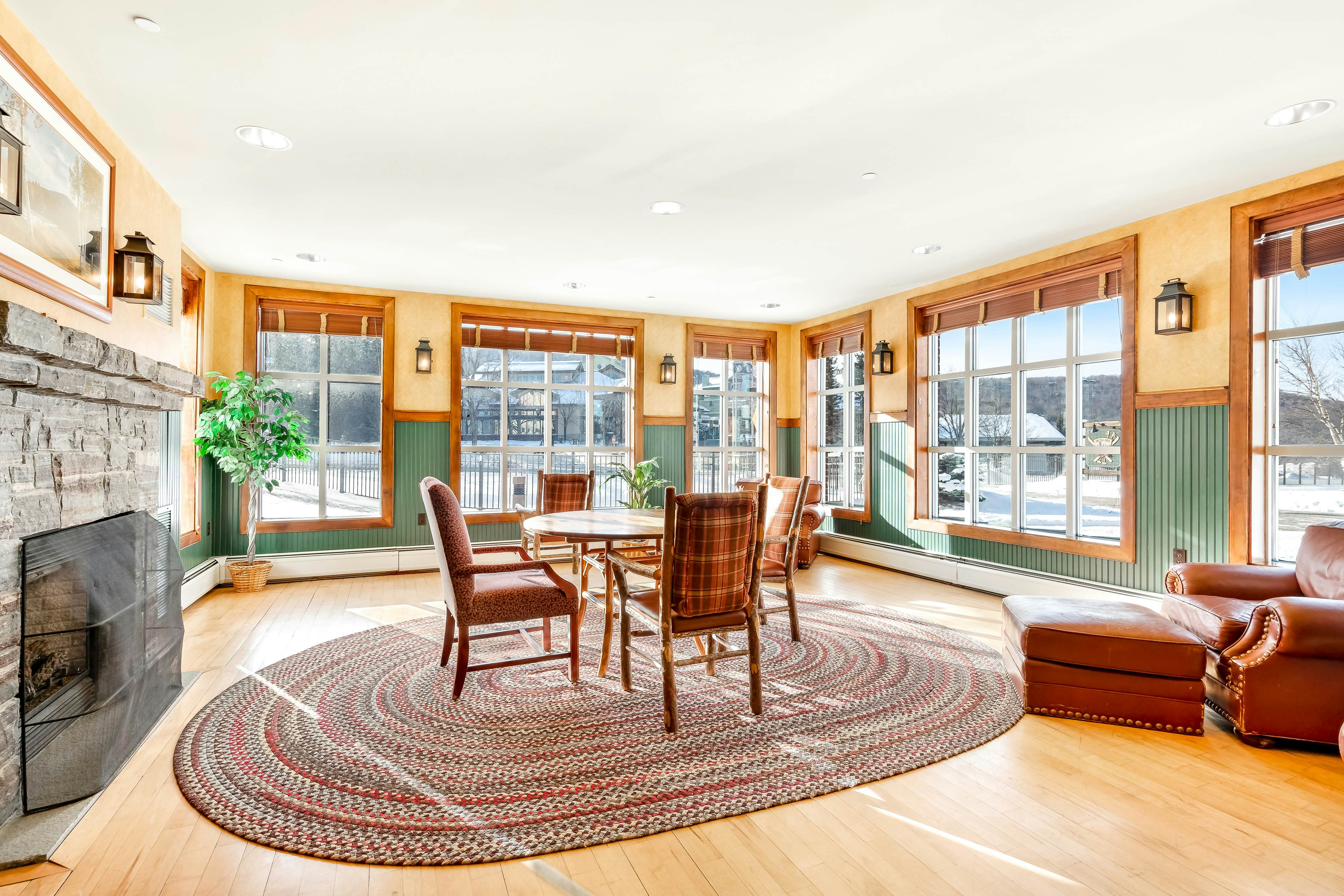 Long Trail House 368 1 BD Stratton, VT Vacation Rental Vacasa