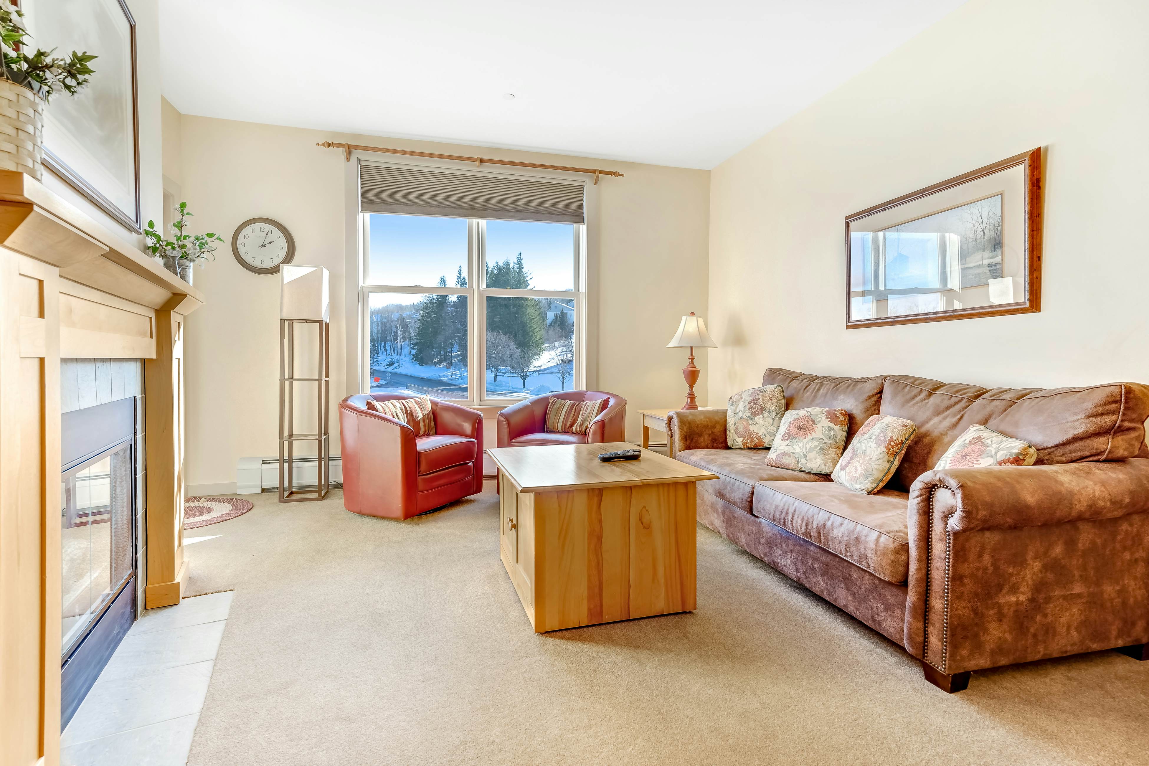 Long Trail House 368 1 BD Stratton, VT Vacation Rental Vacasa