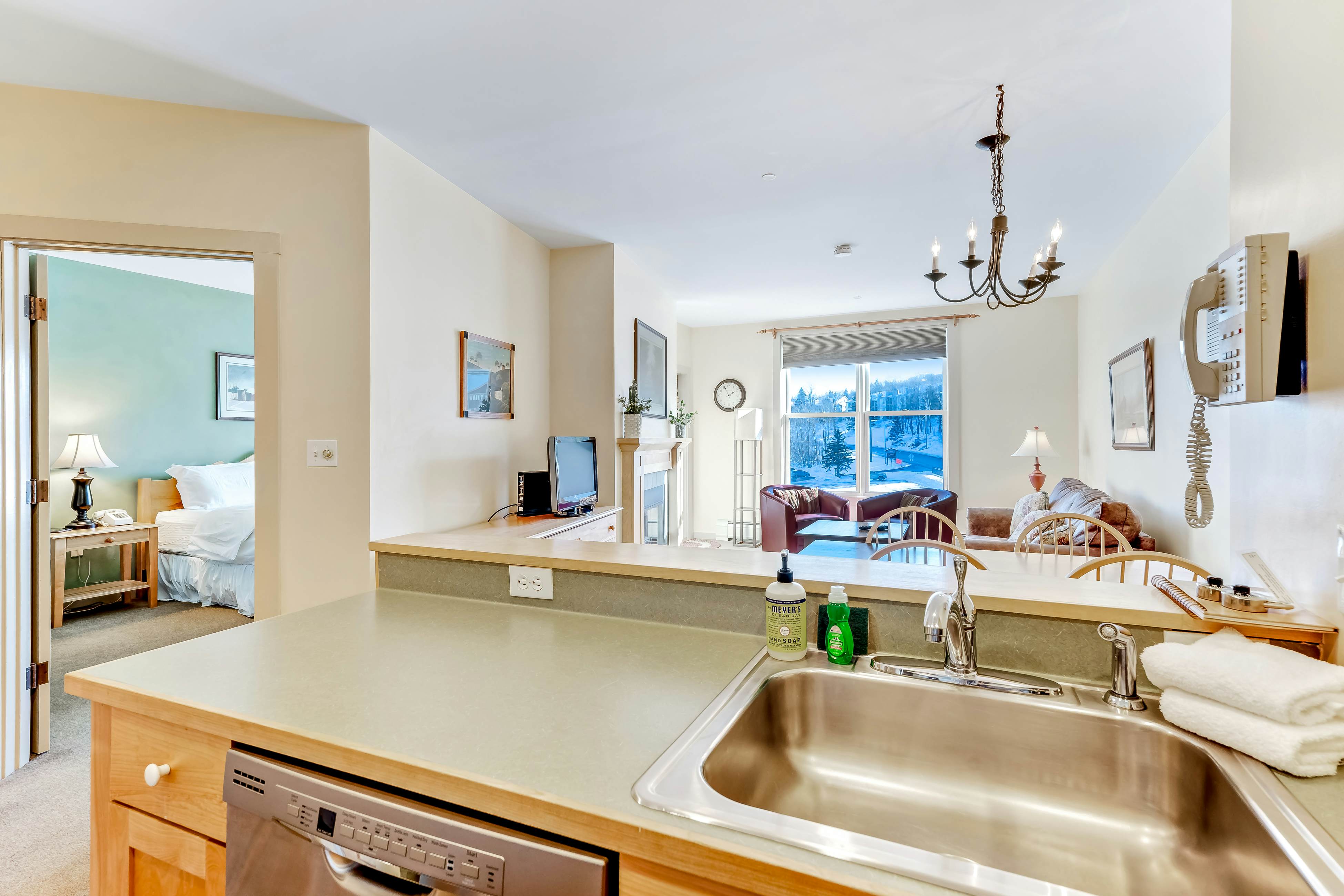 Long Trail House 368 1 BD Stratton, VT Vacation Rental Vacasa