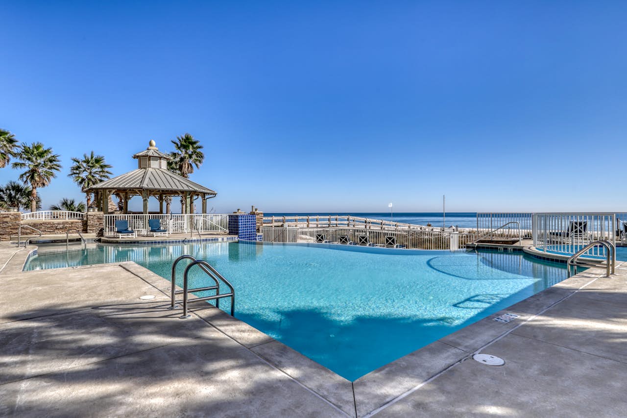 Escapes! To The Shores 204 2 BD Vacation Rental in Orange Beach, AL