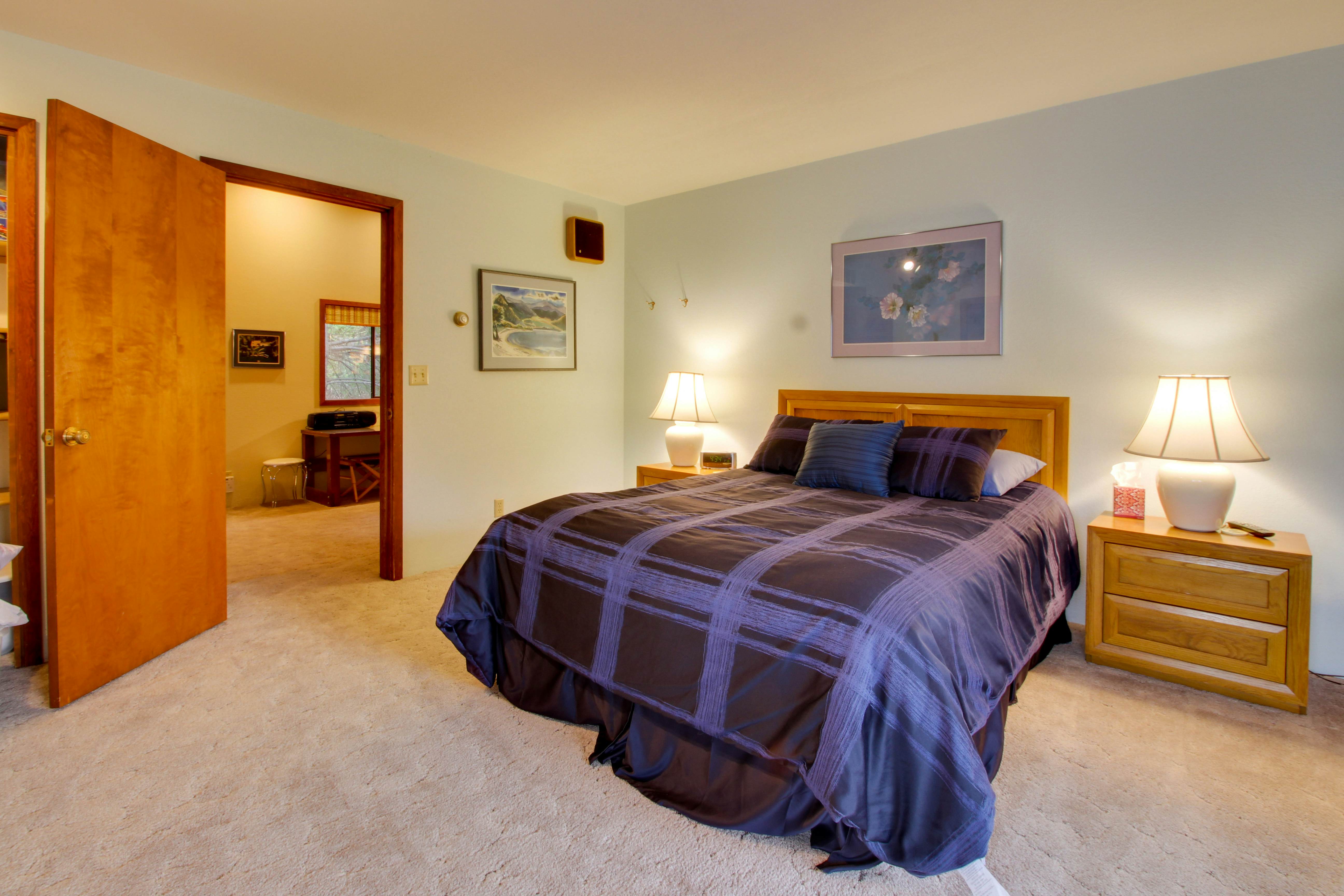 Armstrong Lakehouse 5 BD Manson, WA Vacation Rental Vacasa