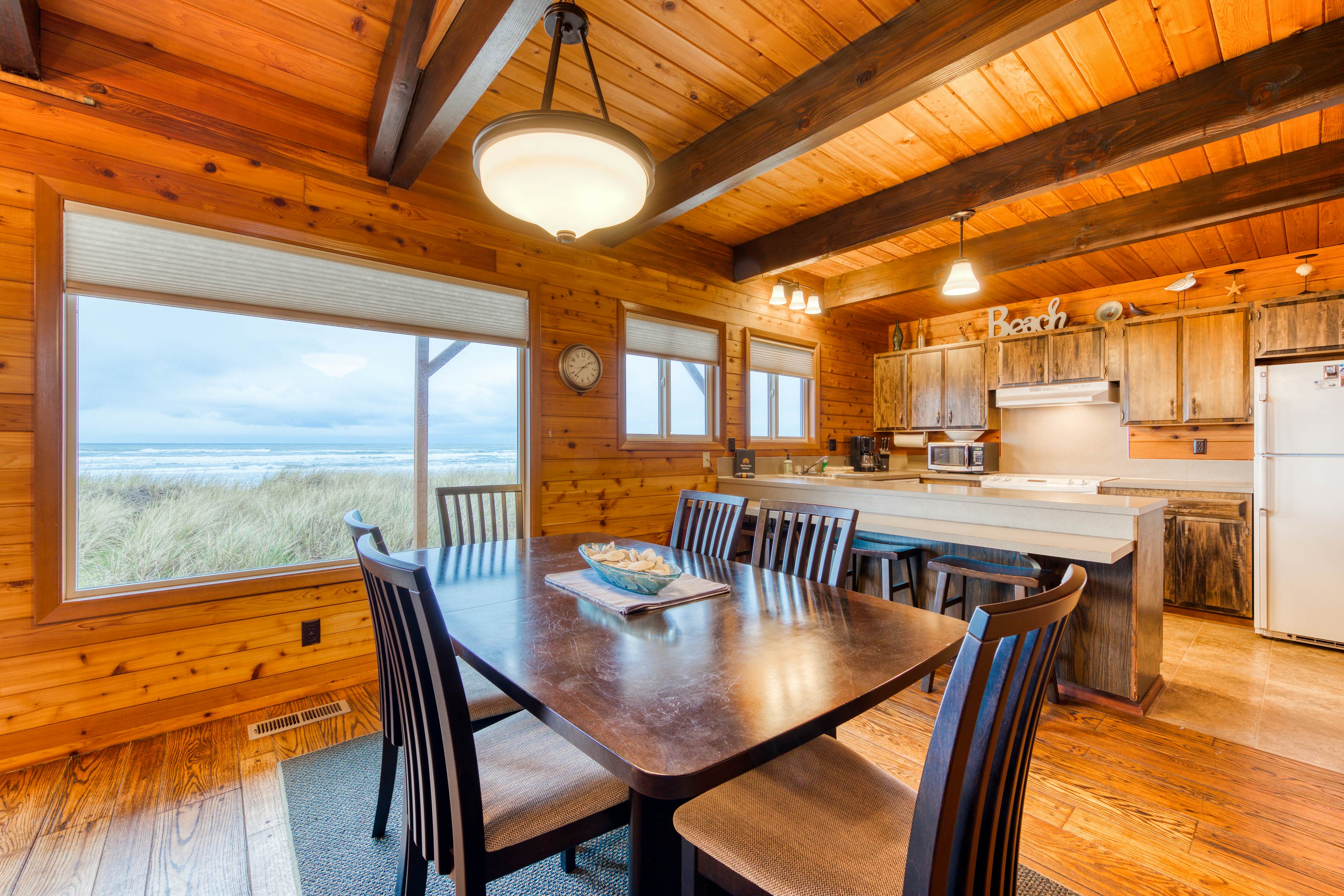 Rockaway Beach Cozy Cabin 3 BD Rockaway Beach, OR Vacation Rental Vacasa