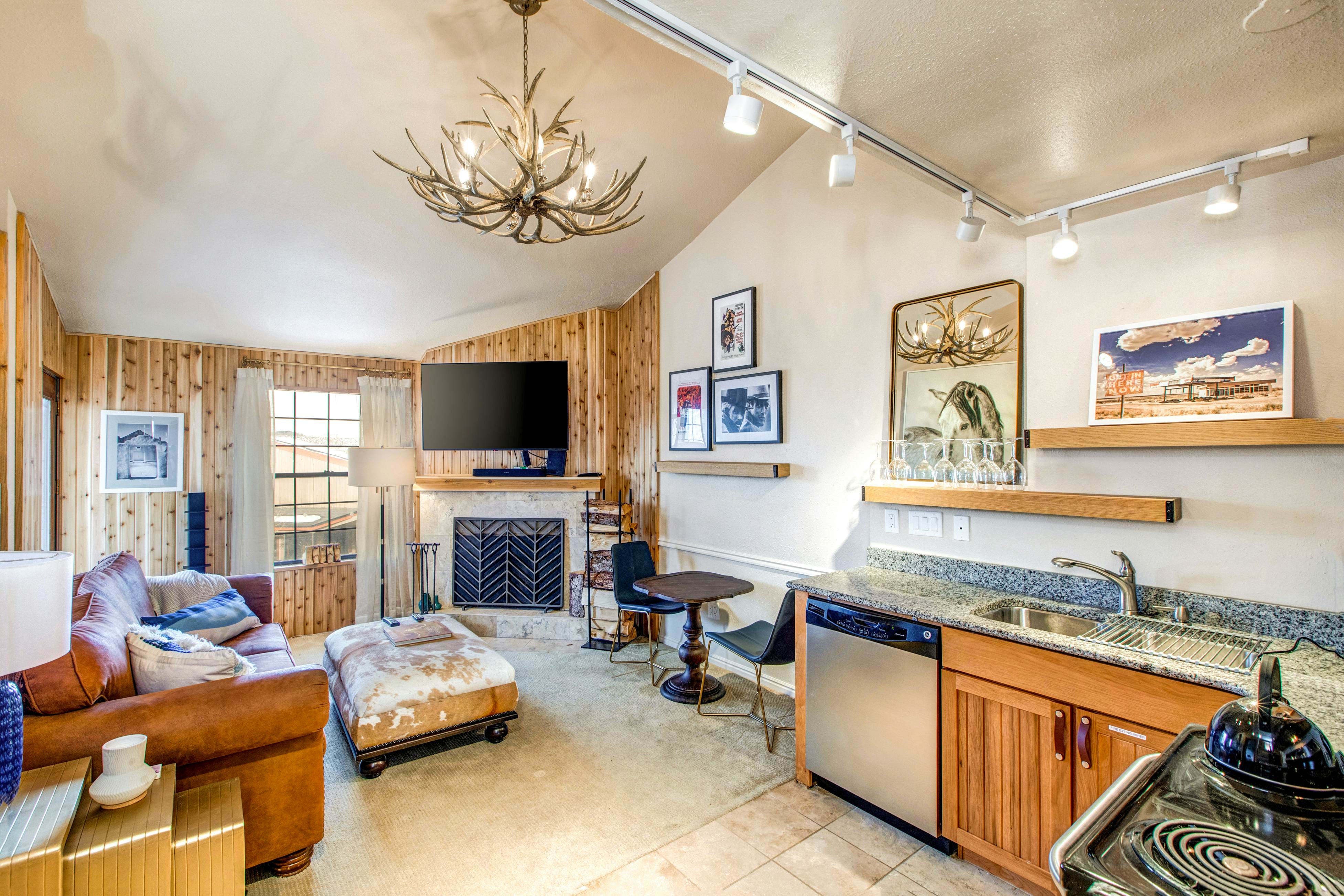 Copperbottom Inn #310