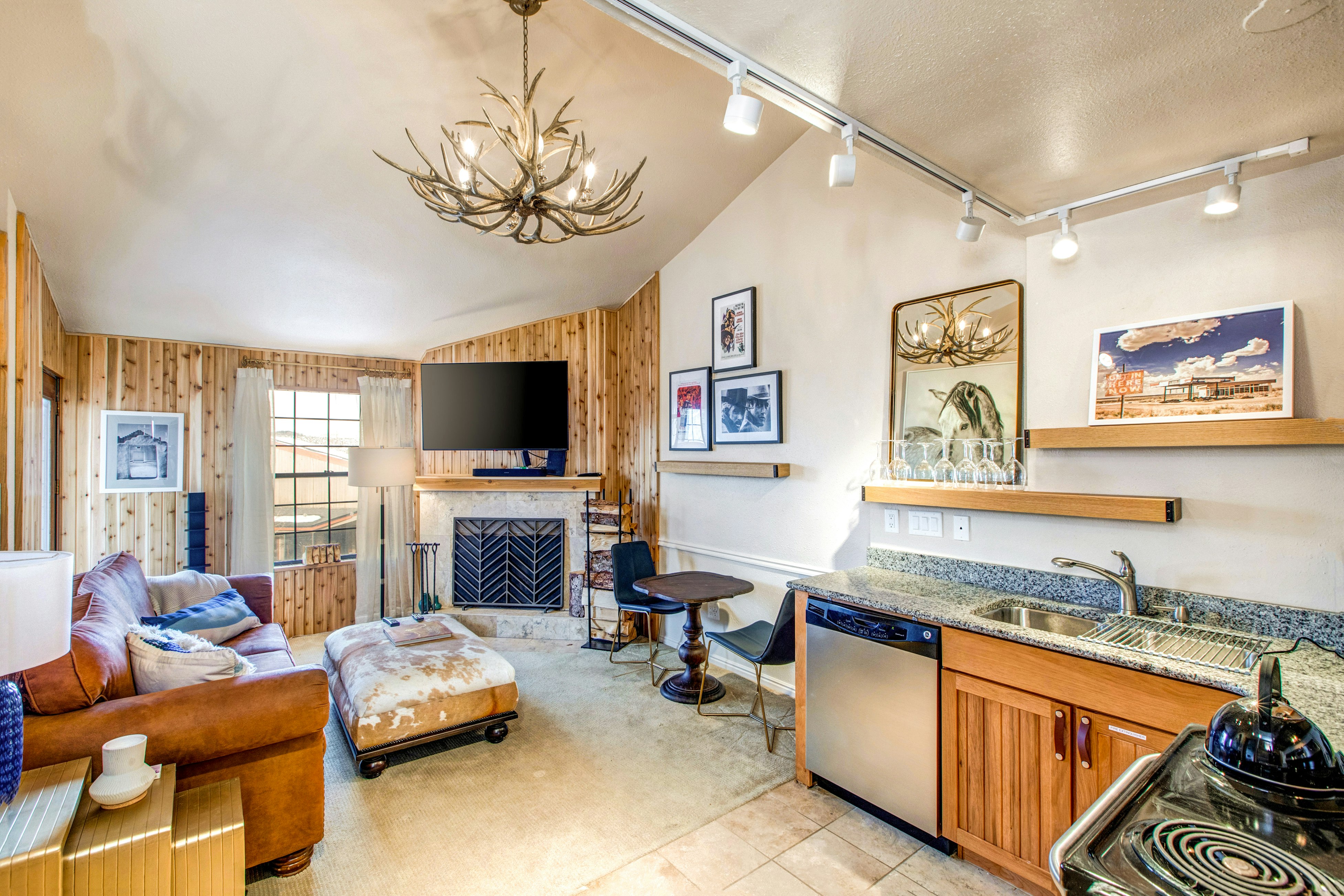 Copperbottom Inn #310