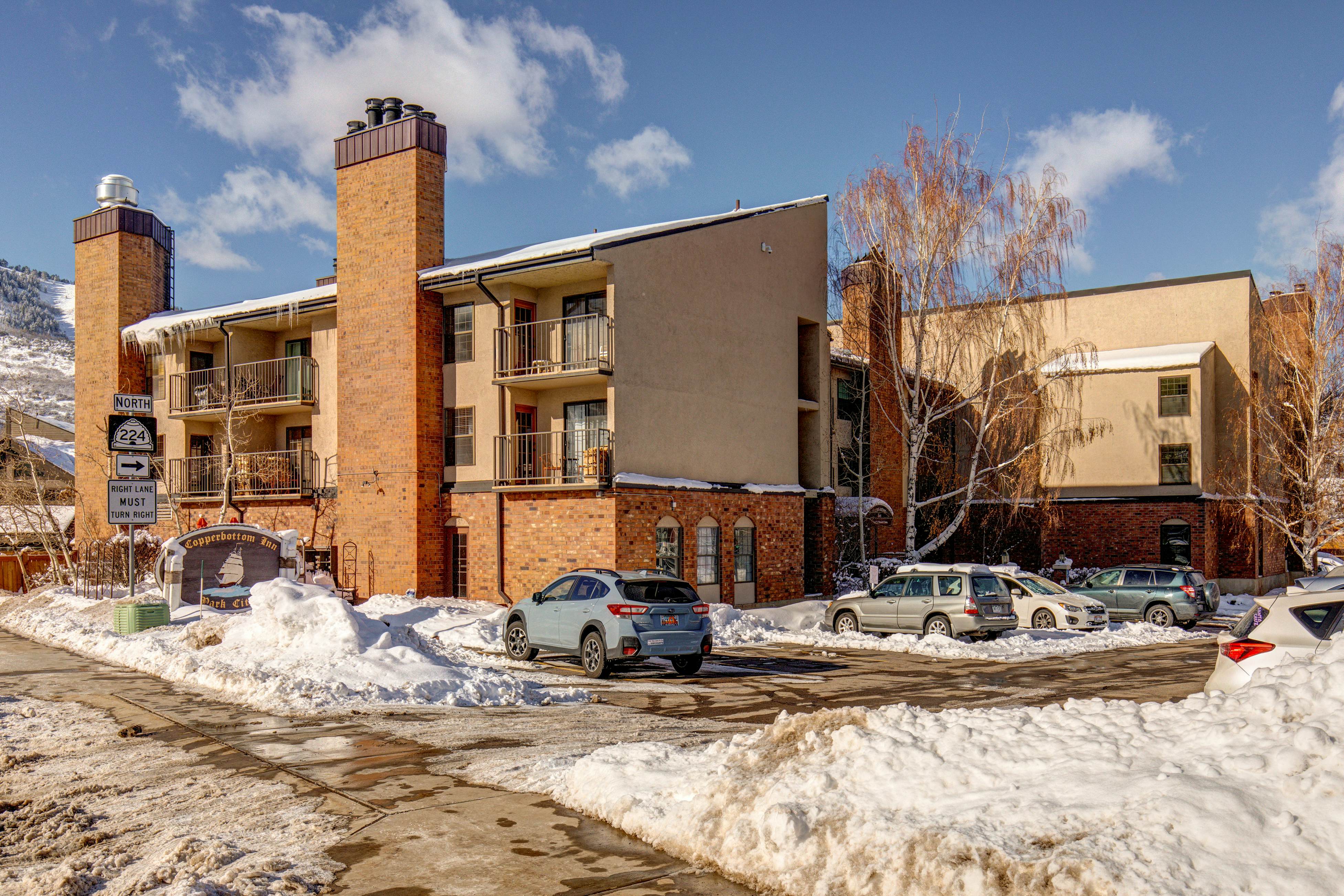 Copperbottom Inn #310