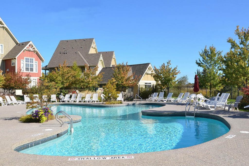rivergrass-202-2-bd-the-blue-mountains-on-vacation-rental-vacasa