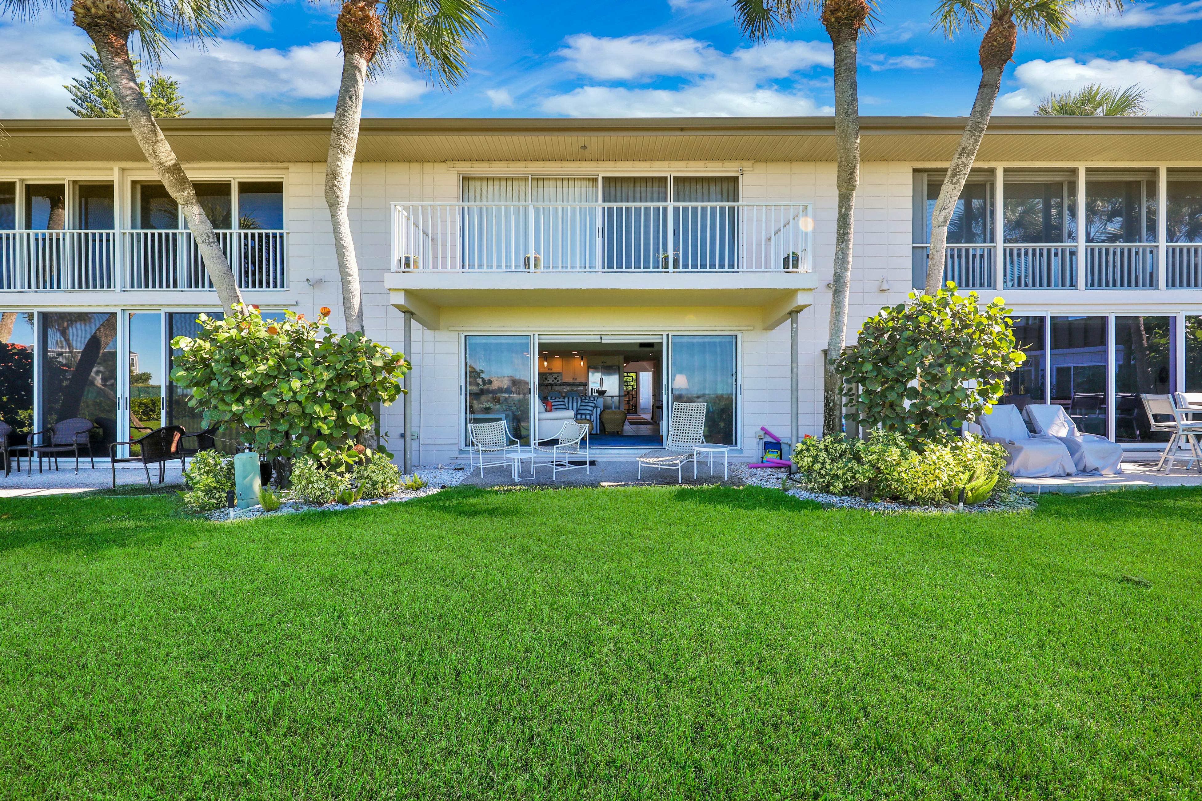 Whitney Beach View 332 1 BD Longboat Key, FL Vacation Rental Vacasa