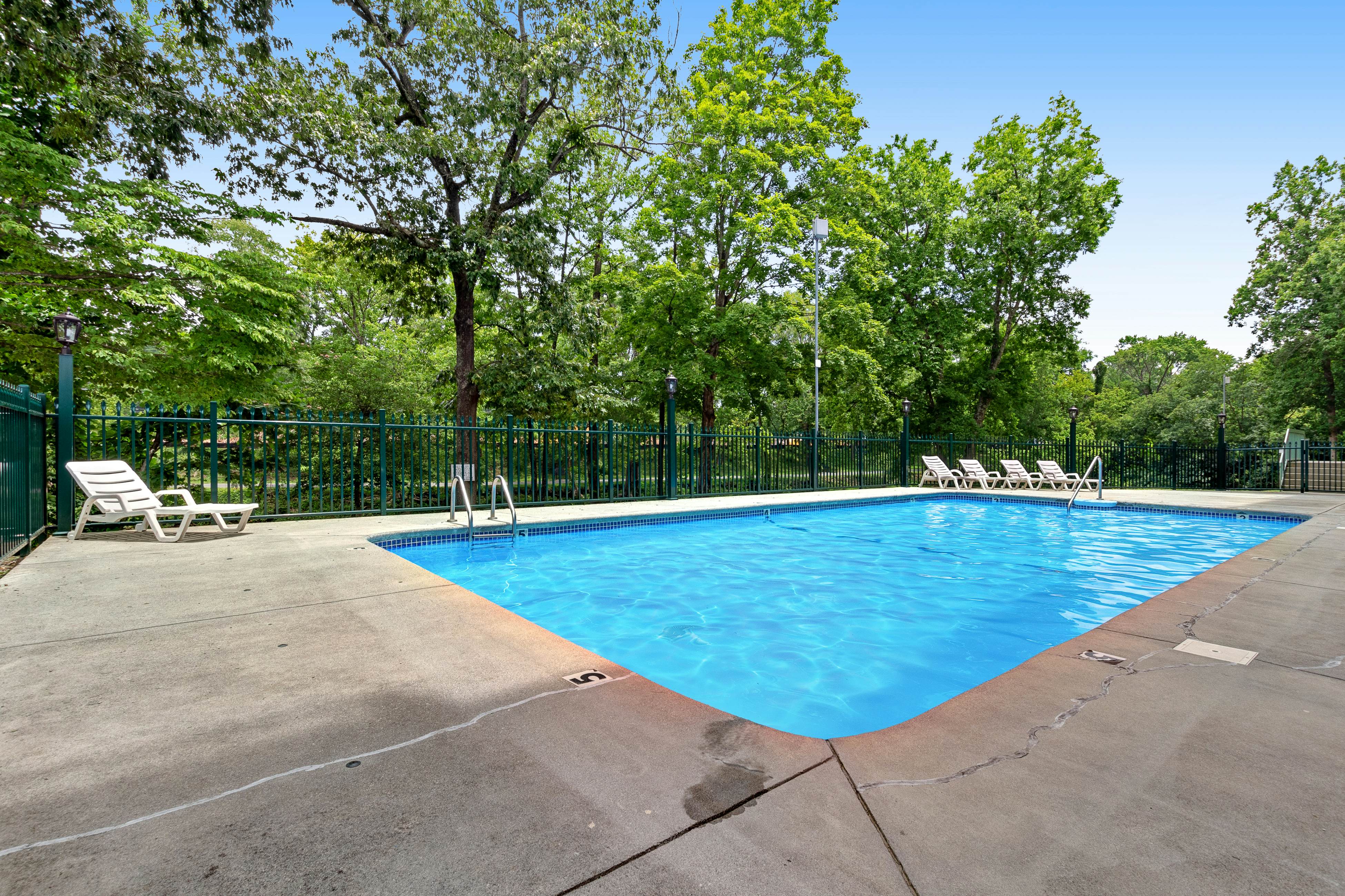 Pigeon Paradise 2 BD Pigeon TN Vacation Rental Vacasa