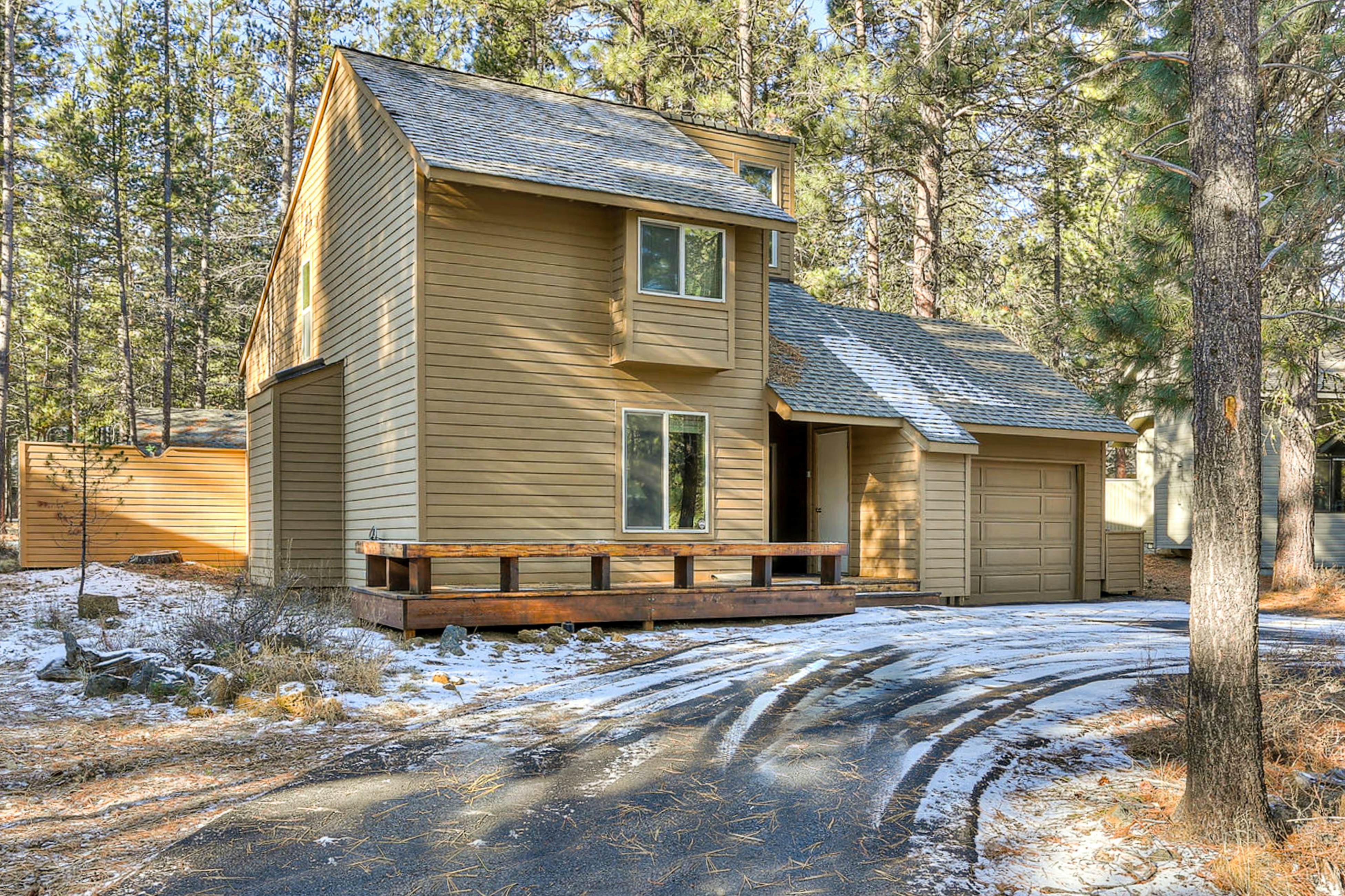 2 Conifer 2 BD Sunriver, OR Vacation Rental Vacasa