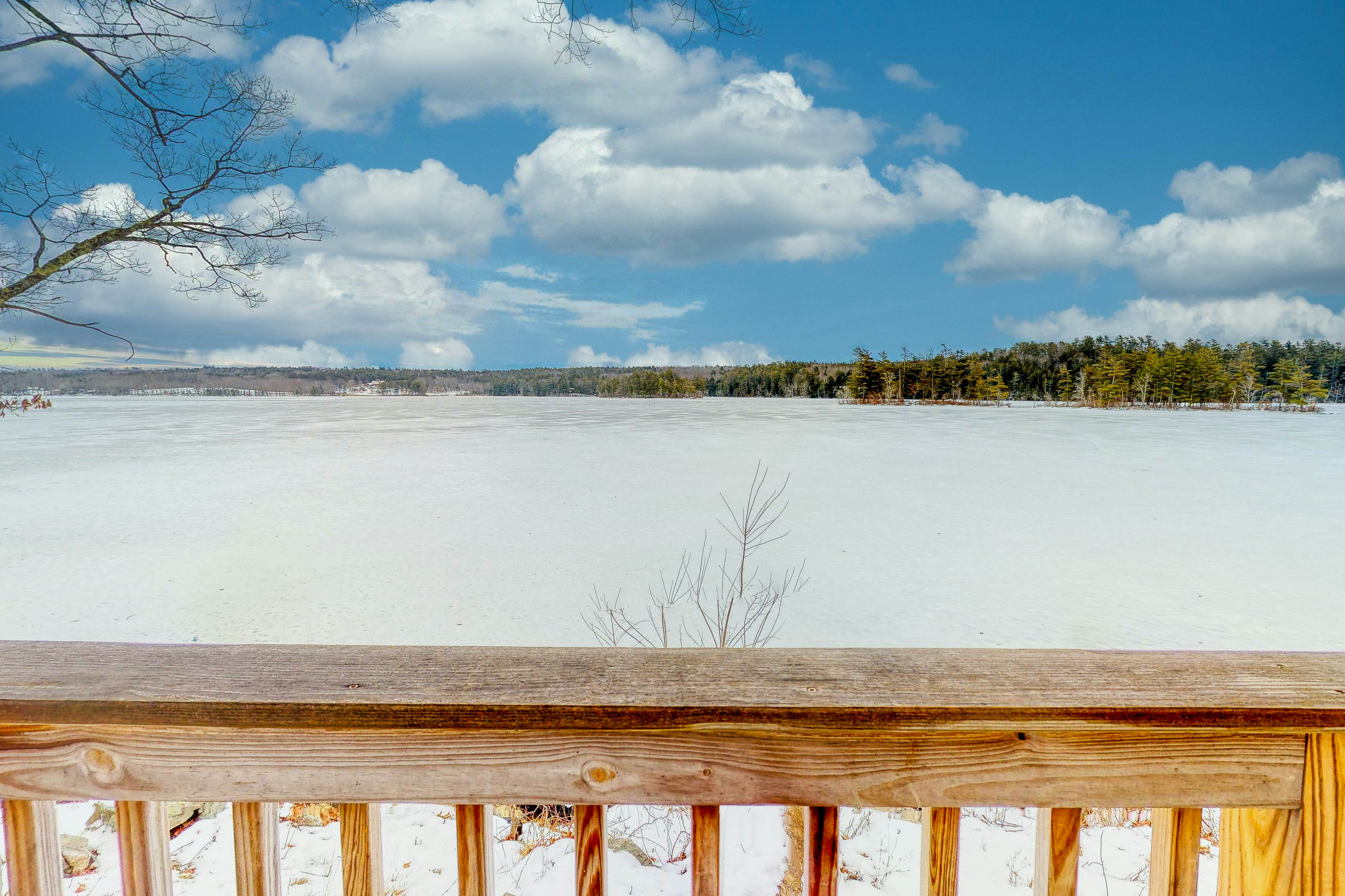 Damariscotta Lakefront Retreat