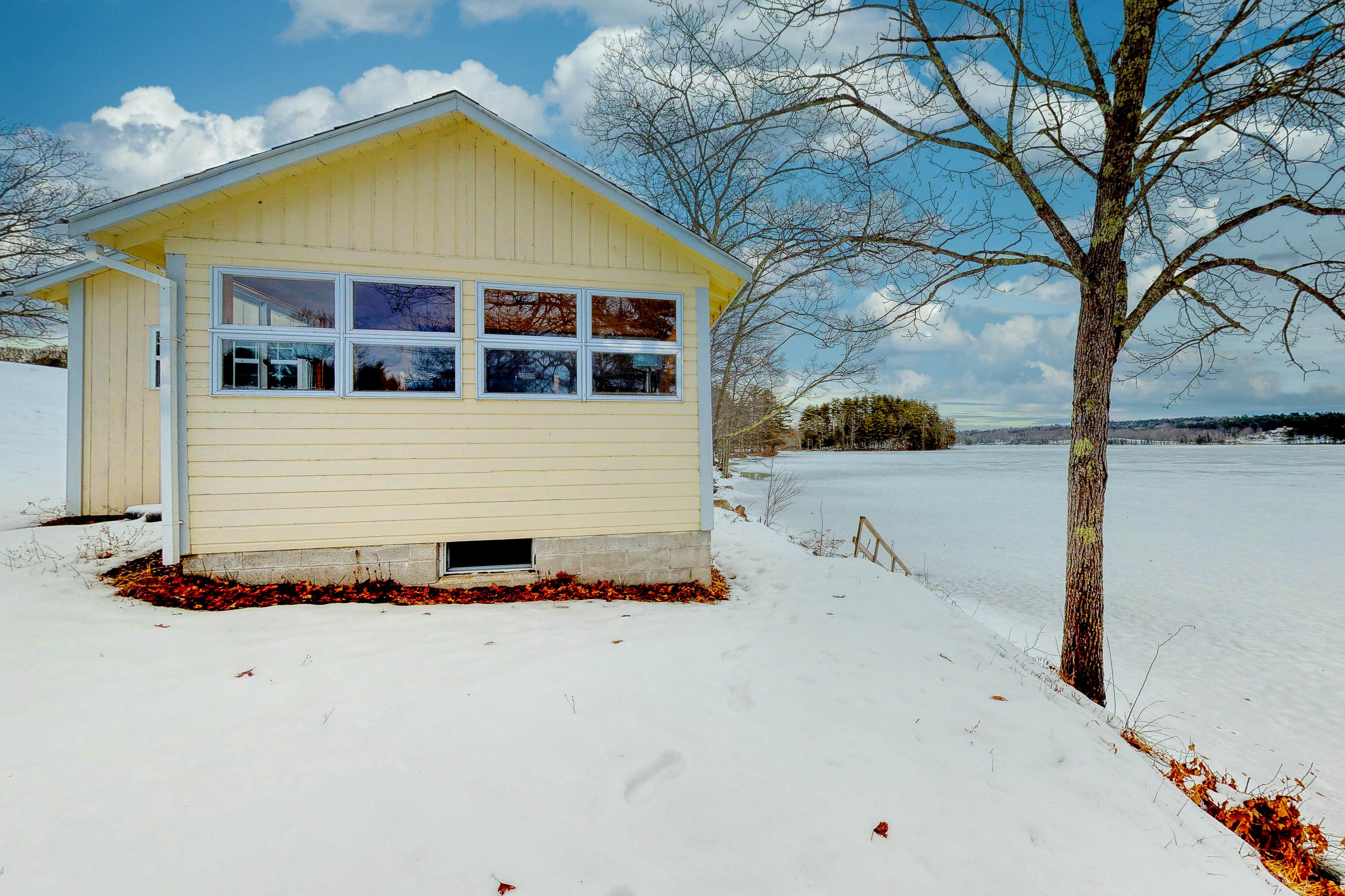 Damariscotta Lakefront Retreat