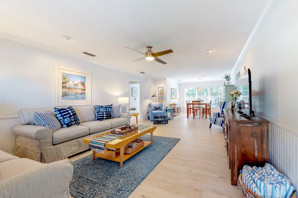 Holmes Beach Vacation Rentals Beach Rentals Condos Vacasa