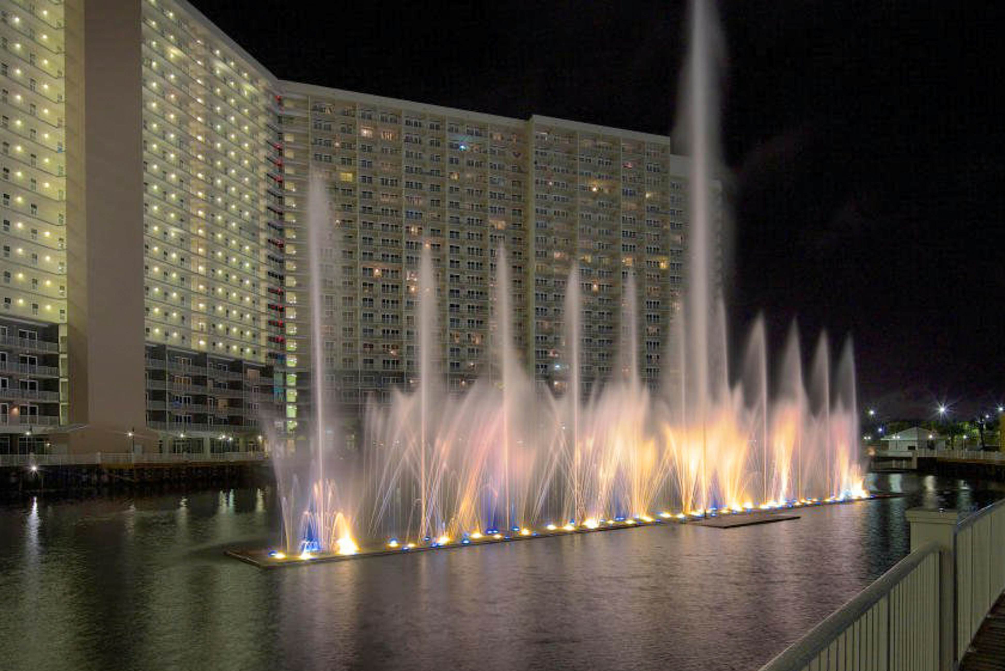 Chasing Waves at Laketown Wharf 1820