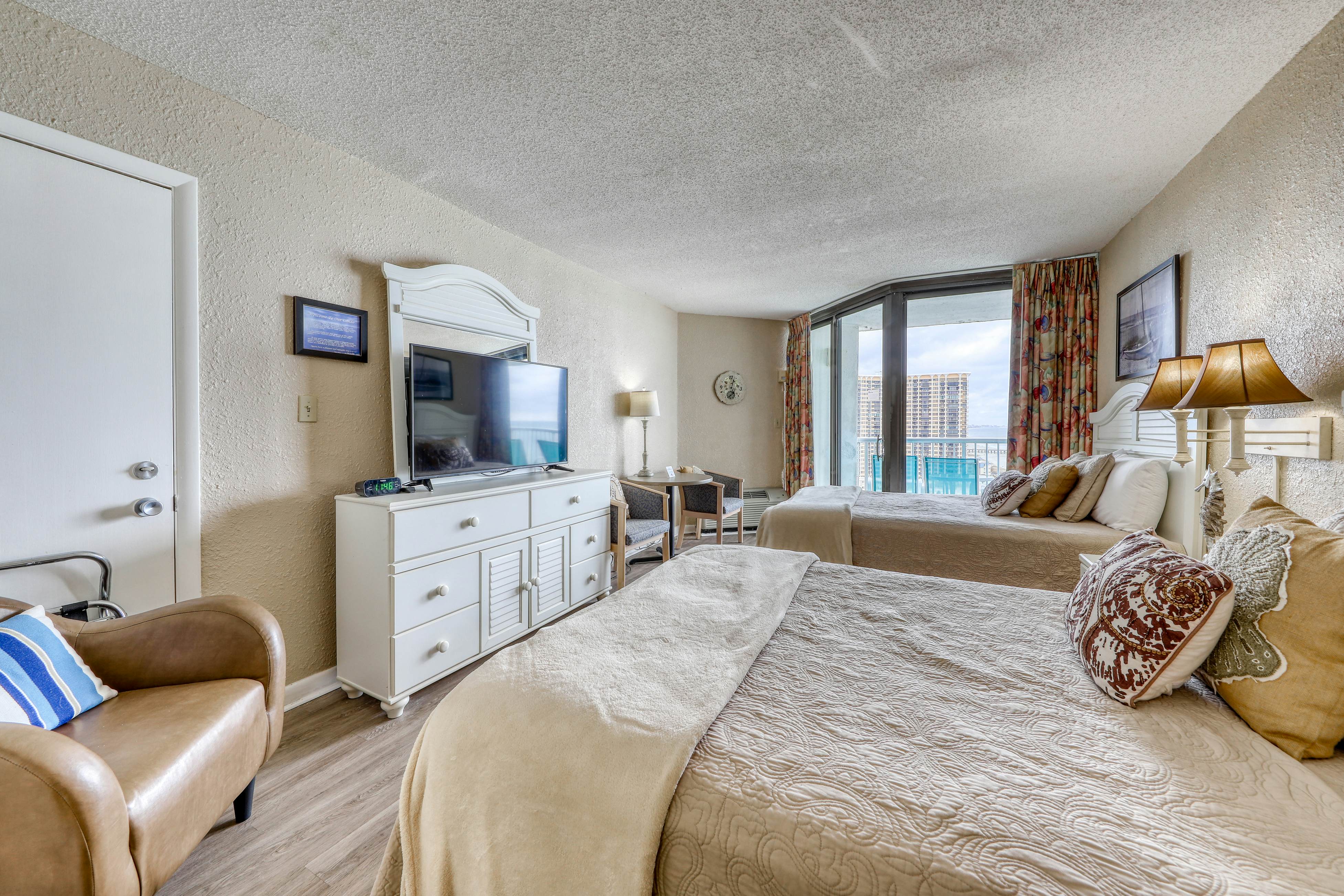 Sands Ocean Club 1522