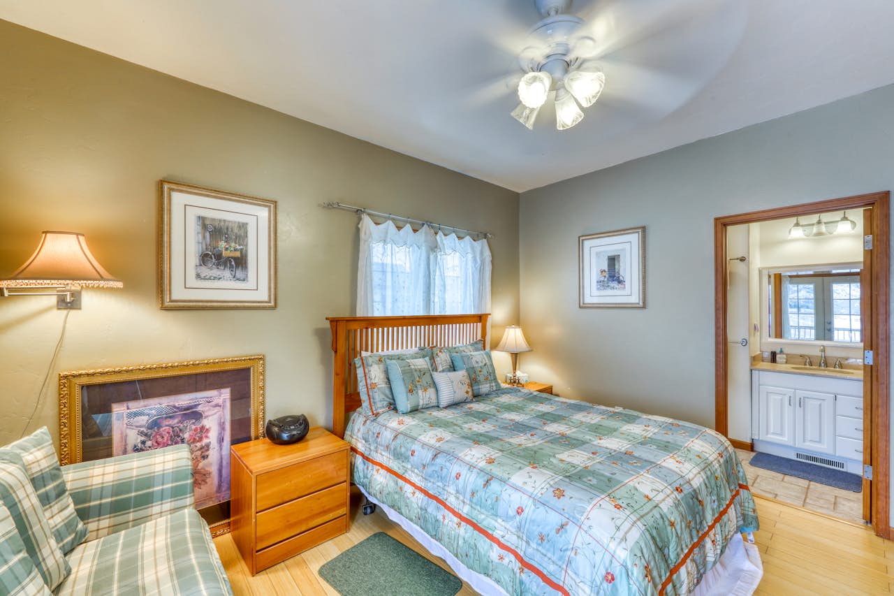 Timberwolf on Cotton Ranch 5 BD Vacation Rental in Gypsum, CO Vacasa