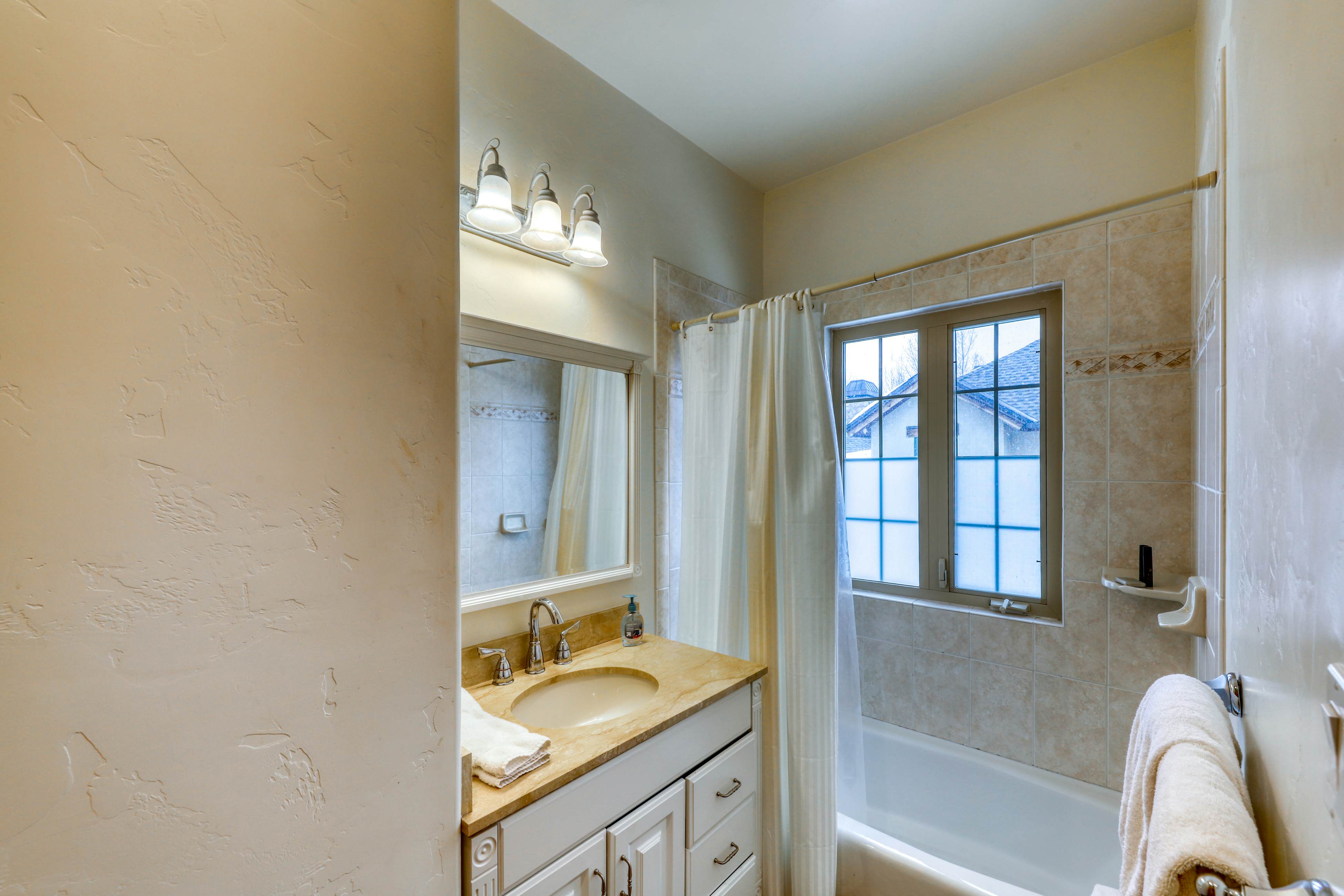 Timberwolf on Cotton Ranch