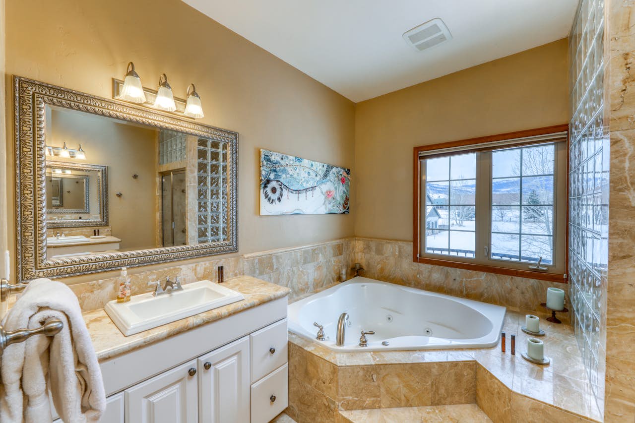 Timberwolf on Cotton Ranch 5 BD Vacation Rental in Gypsum, CO Vacasa