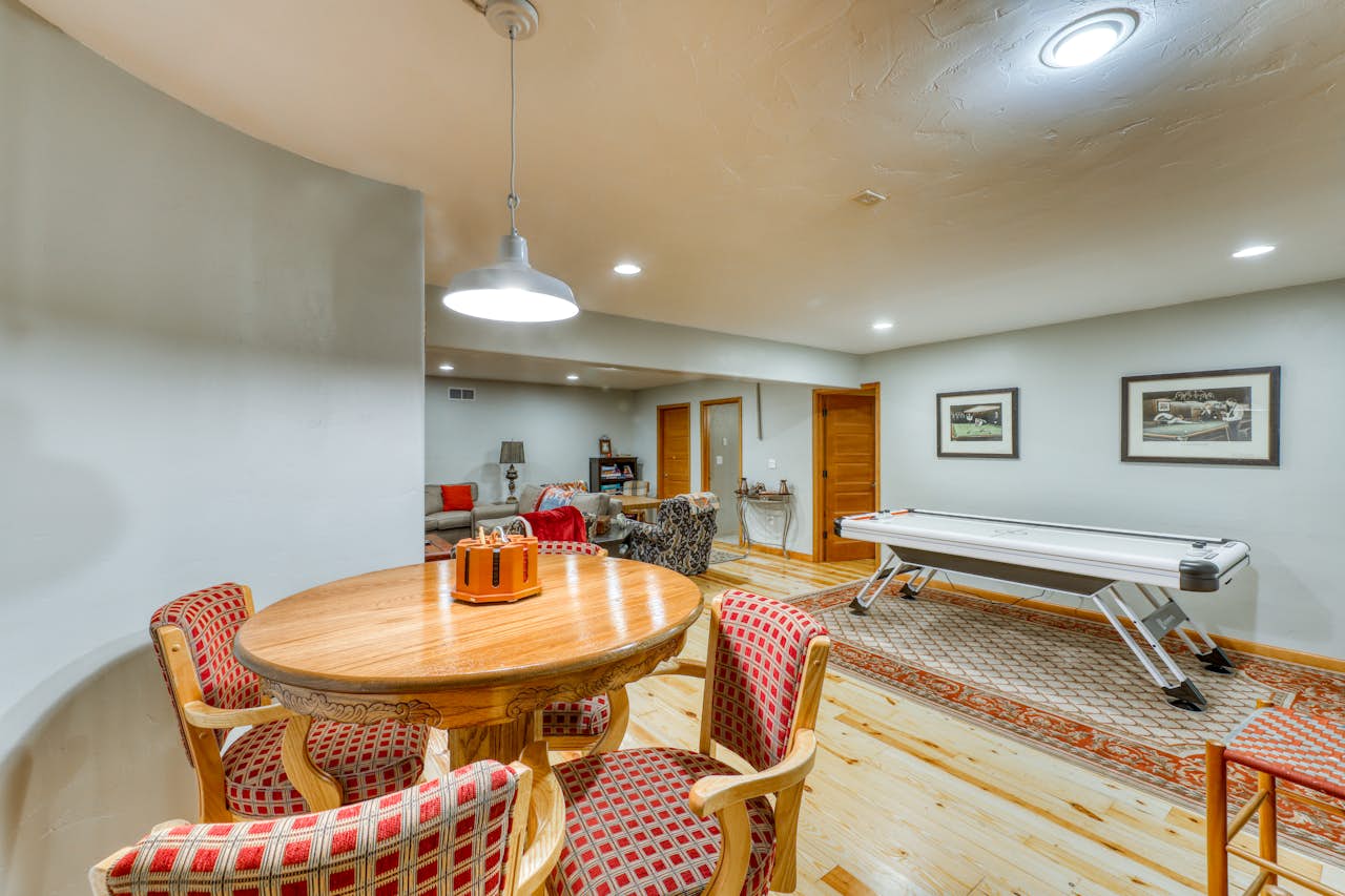 Timberwolf on Cotton Ranch 5 BD Vacation Rental in Gypsum, CO Vacasa