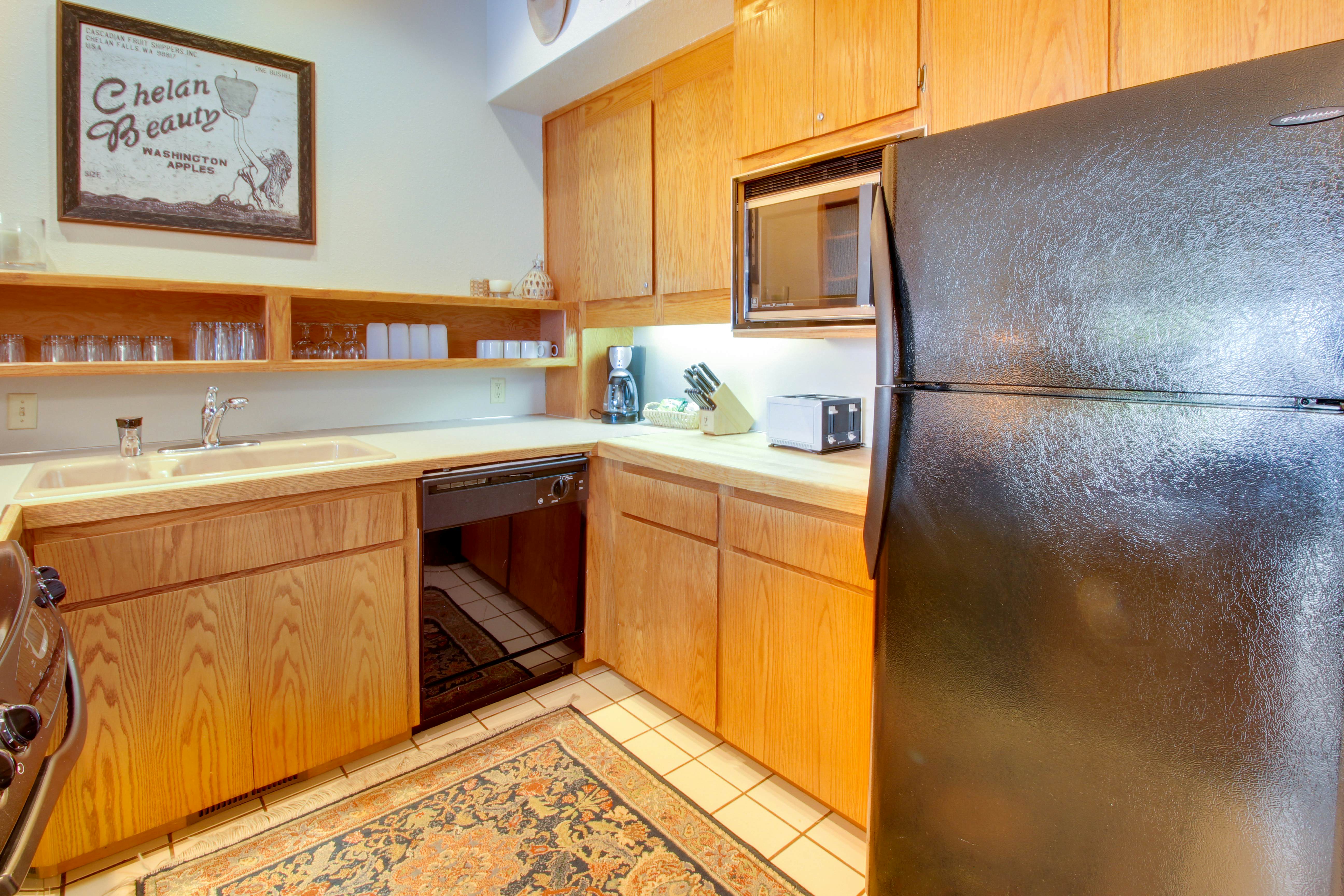 Lake Chelan Shores Canoe Fancy (112) 2 BD Chelan, WA Vacation Rental Vacasa